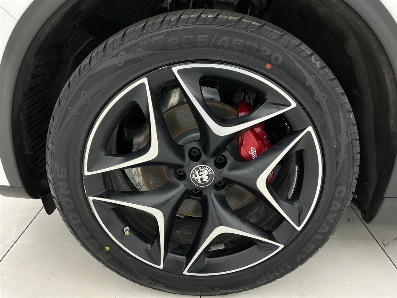Alfa Romeo Stelvio Ti Sport Carbon AWD 2019