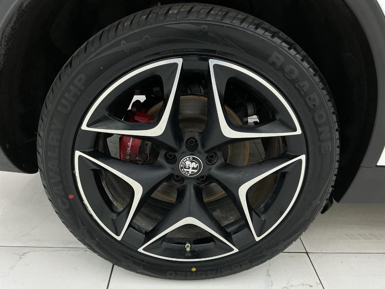 Alfa Romeo Stelvio Ti Sport Carbon AWD 2019