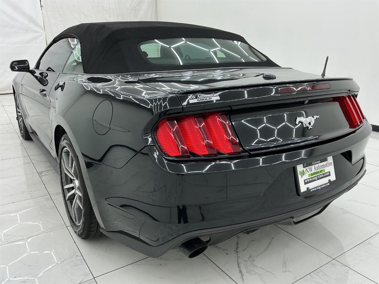 Ford Mustang EcoBoost Premium Convertible 2017