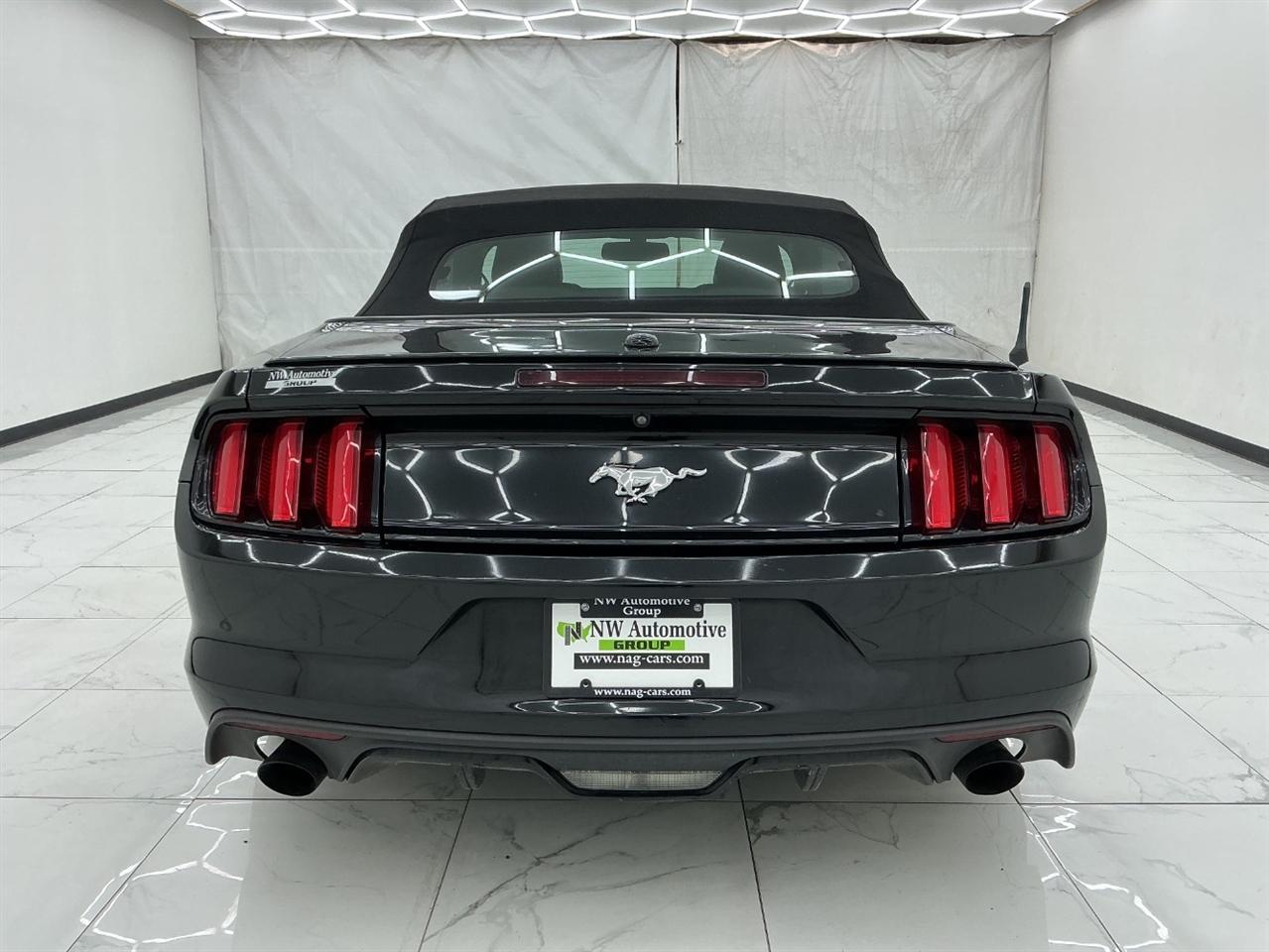 Ford Mustang EcoBoost Premium Convertible 2017