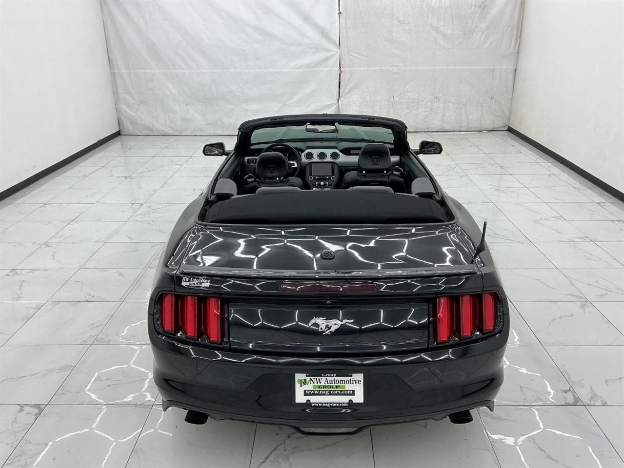 Ford Mustang EcoBoost Premium Convertible 2017