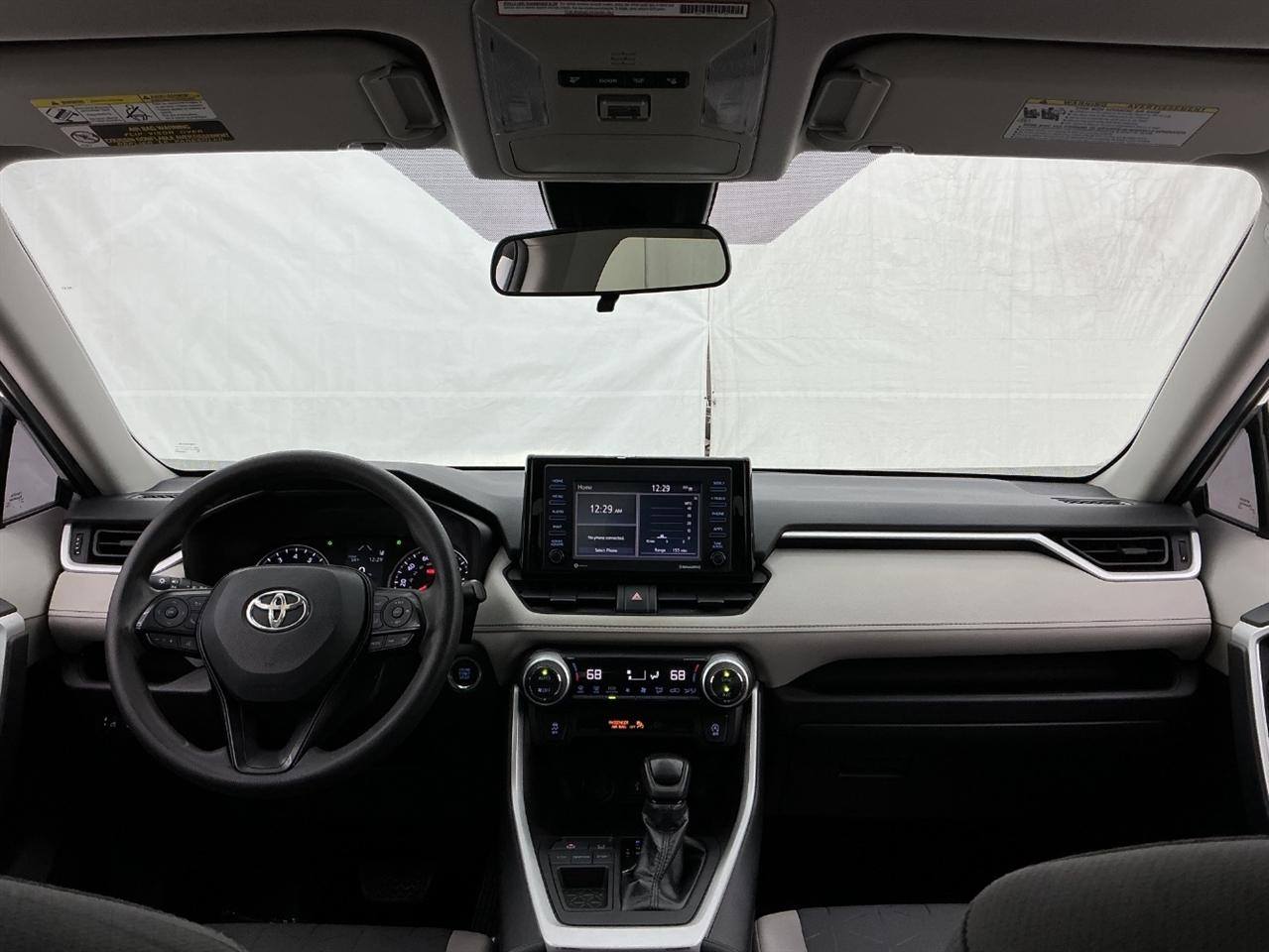 Toyota RAV4 XLE FWD (Natl) 2020