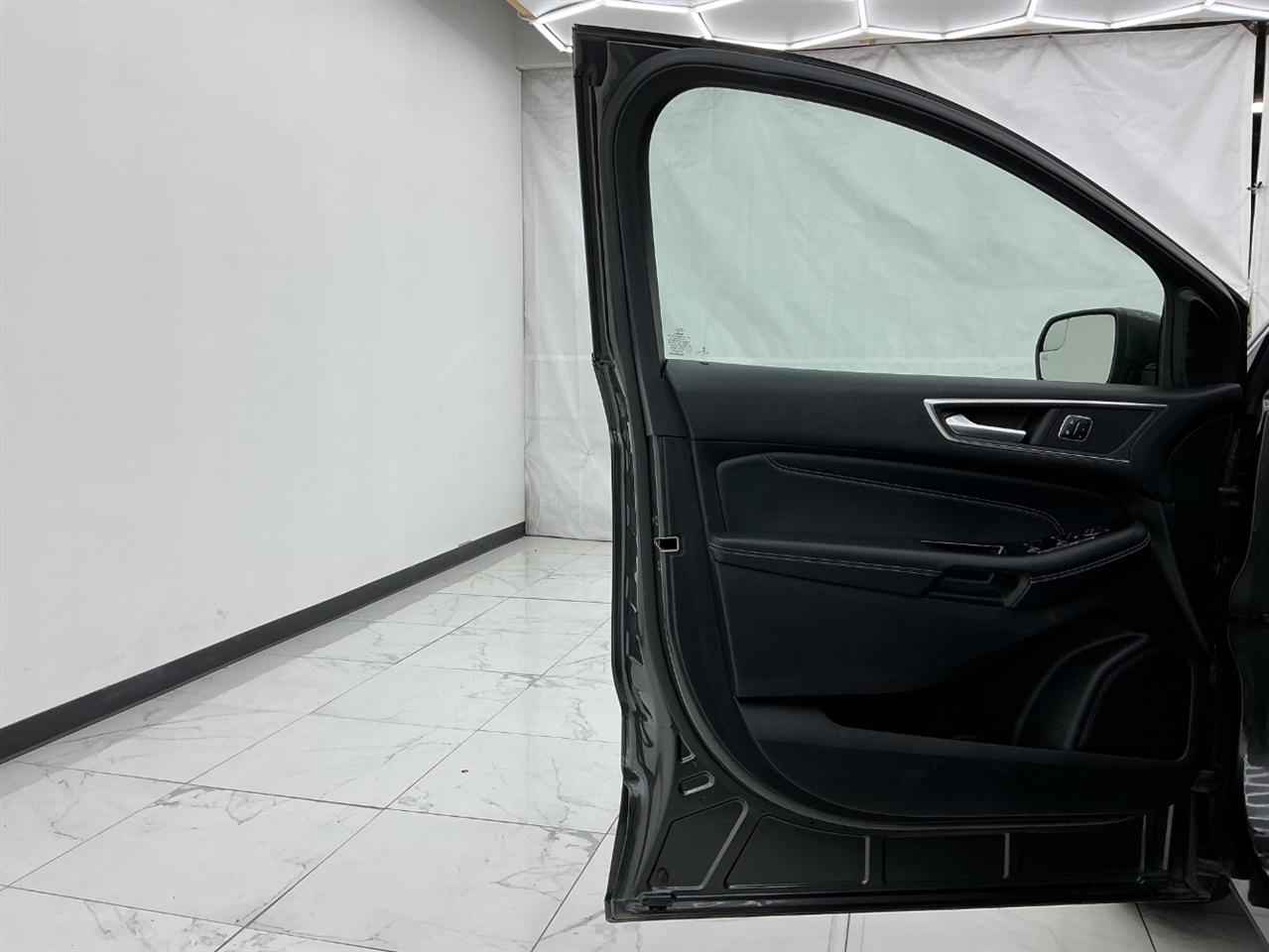 Ford Edge Titanium FWD 2018