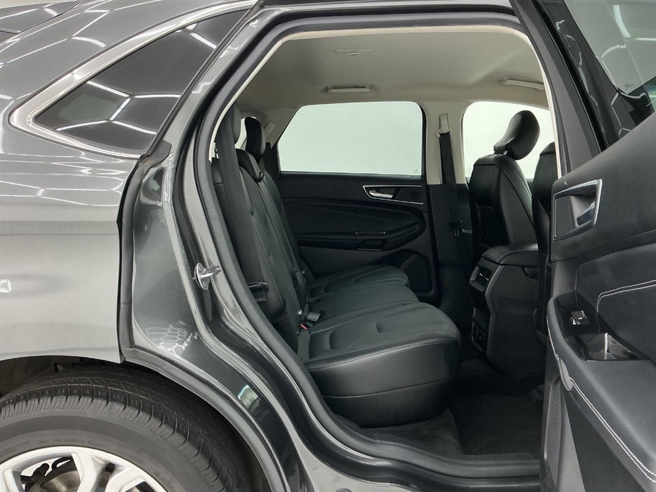 Ford Edge Titanium FWD 2018