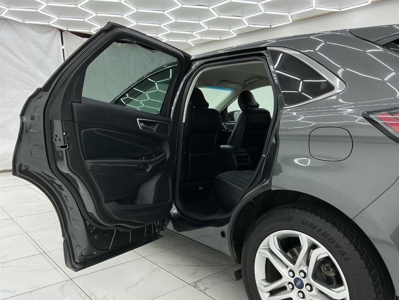 Ford Edge Titanium FWD 2018