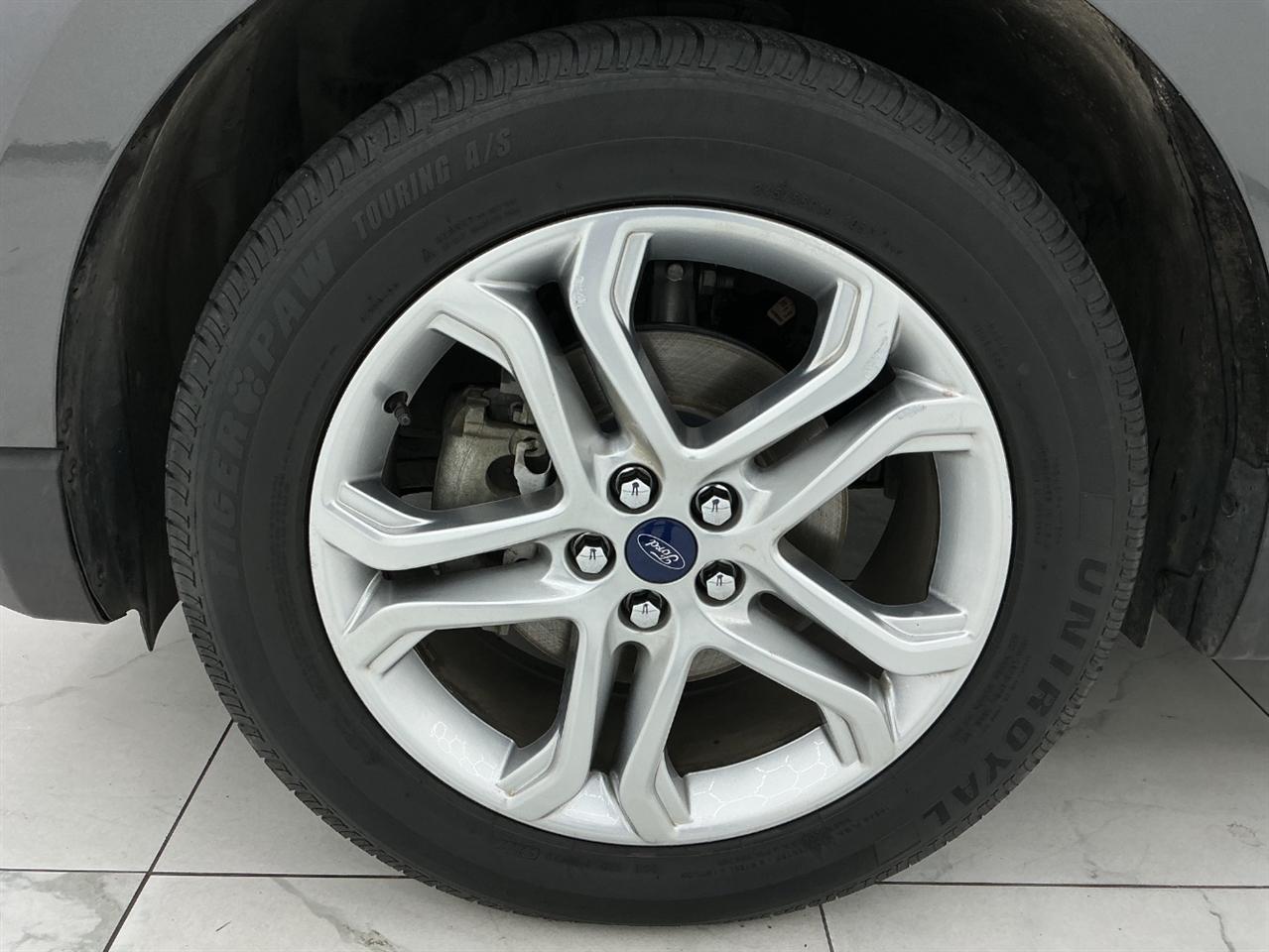 Ford Edge Titanium FWD 2018