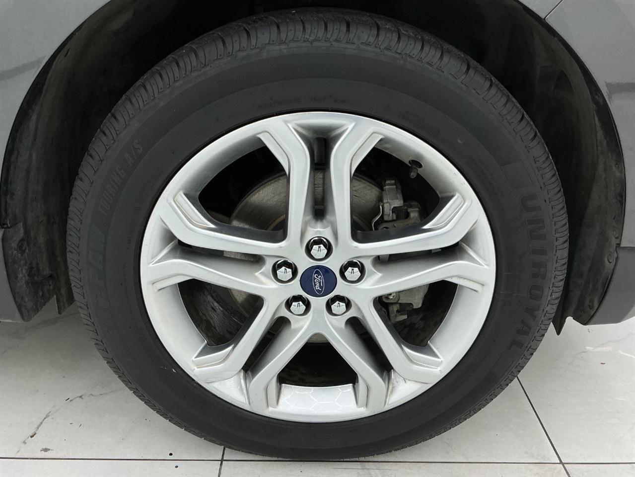 Ford Edge Titanium FWD 2018