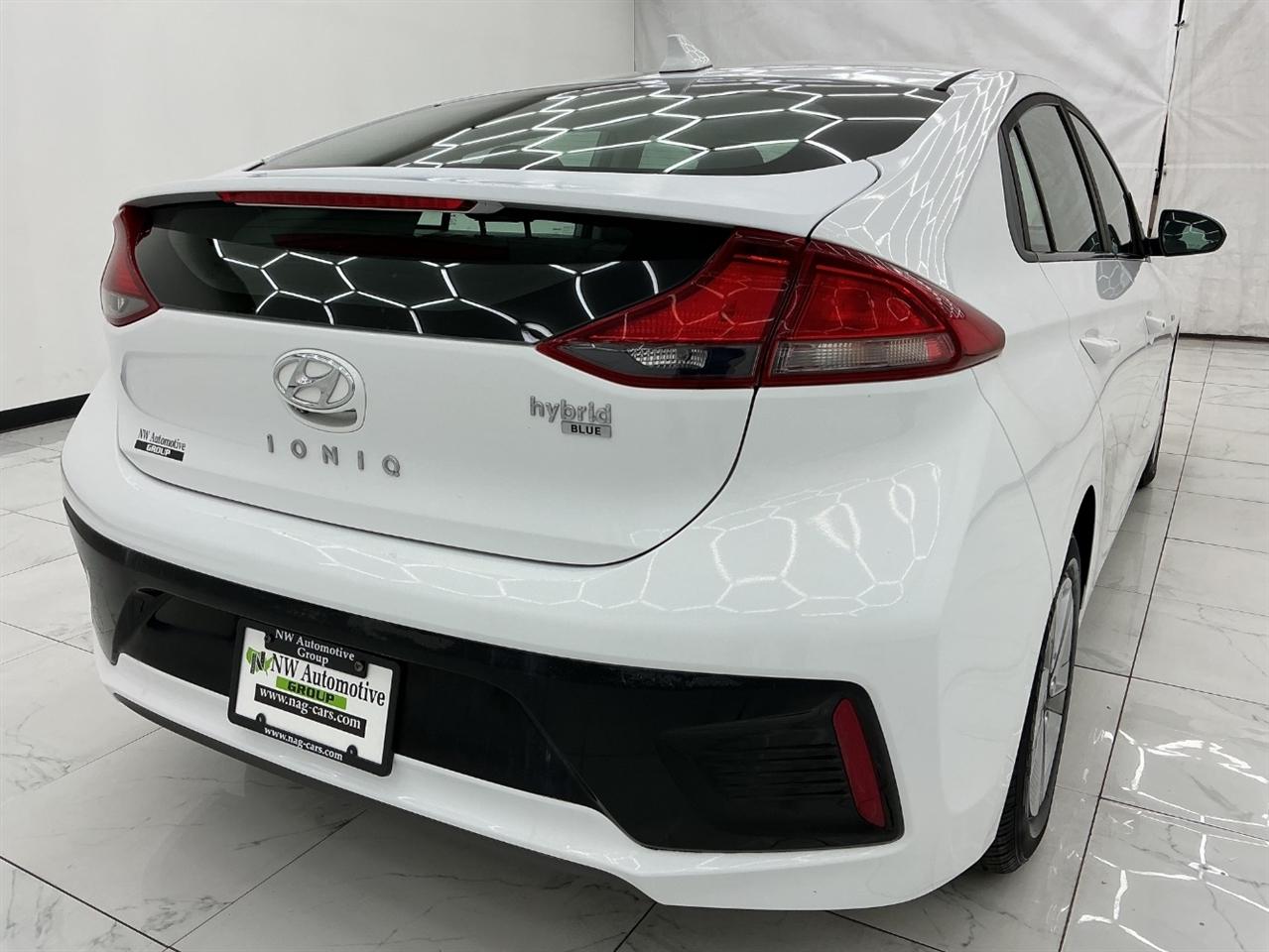 Hyundai Ioniq Hybrid Blue Hatchback 2018
