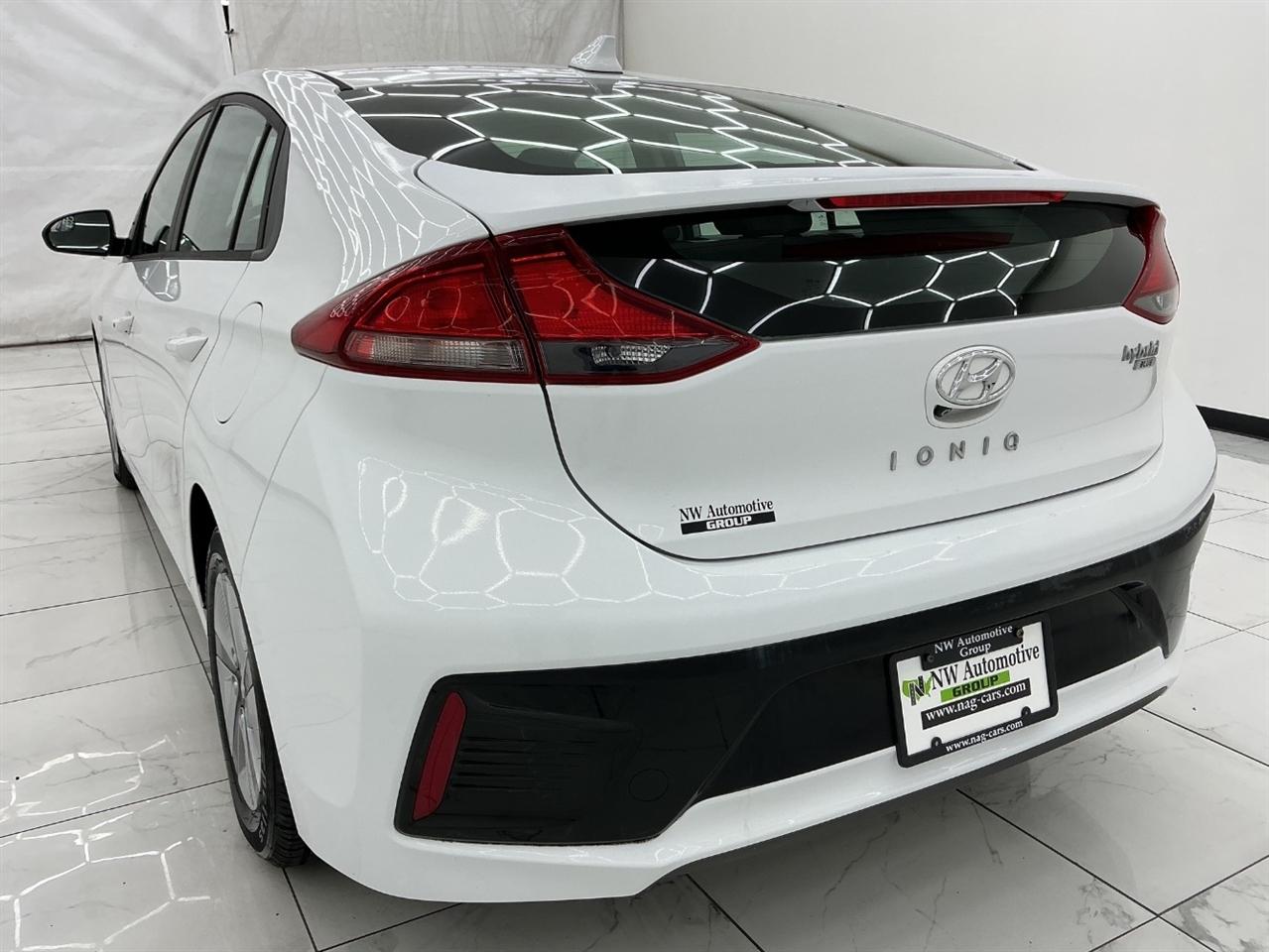 Hyundai Ioniq Hybrid Blue Hatchback 2018