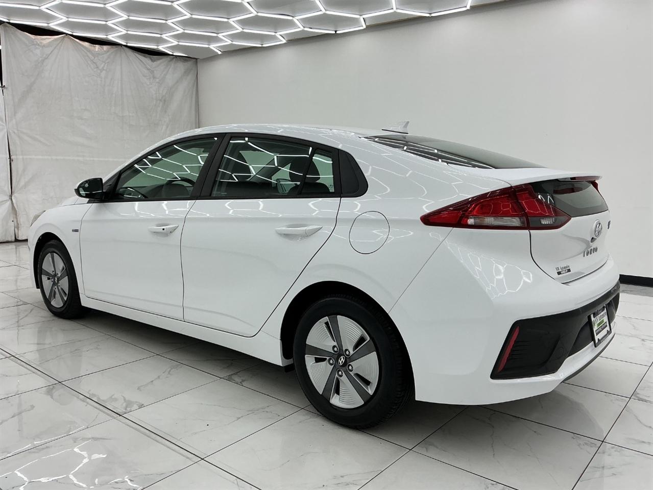 Hyundai Ioniq Hybrid Blue Hatchback 2018