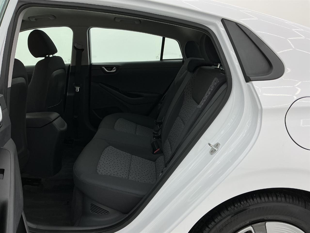 Hyundai Ioniq Hybrid Blue Hatchback 2018