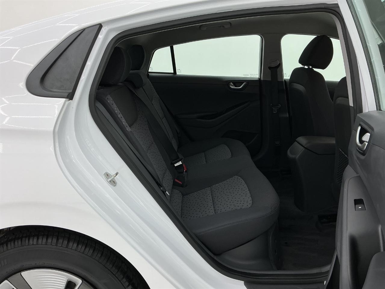 Hyundai Ioniq Hybrid Blue Hatchback 2018