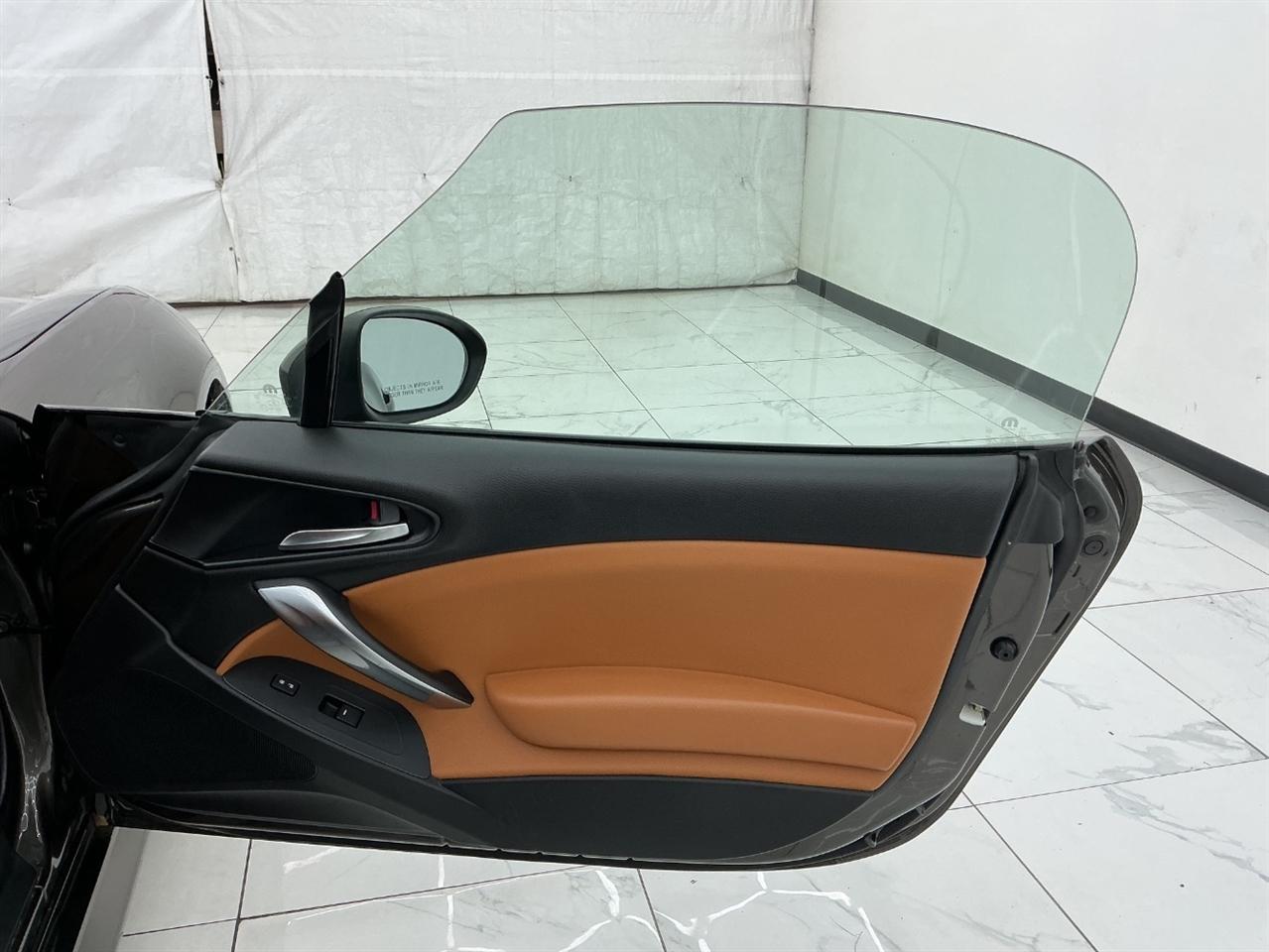 Fiat 124 Spider Lusso Convertible 2017