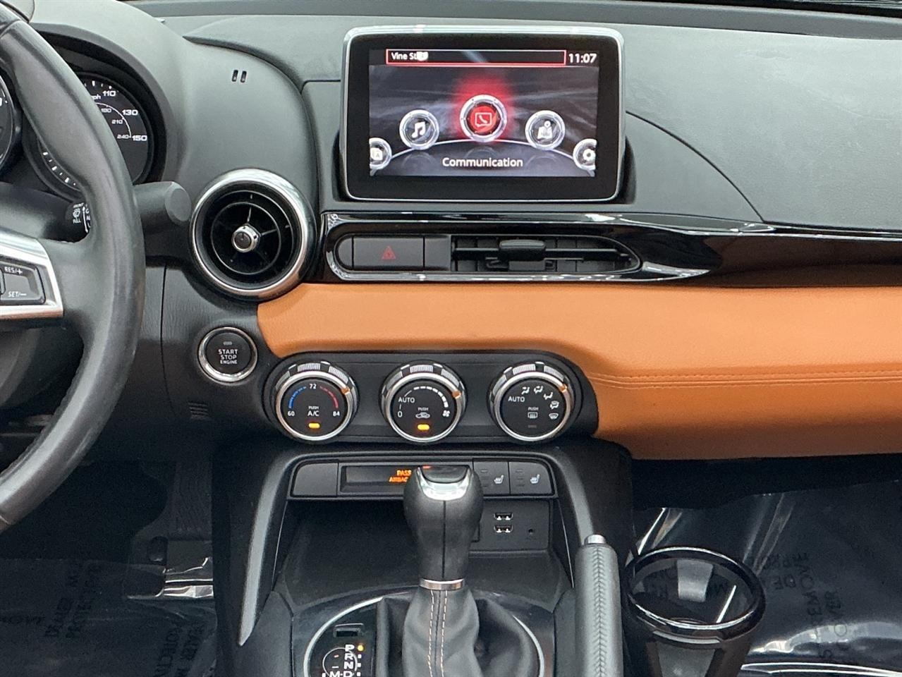 Fiat 124 Spider Lusso Convertible 2017