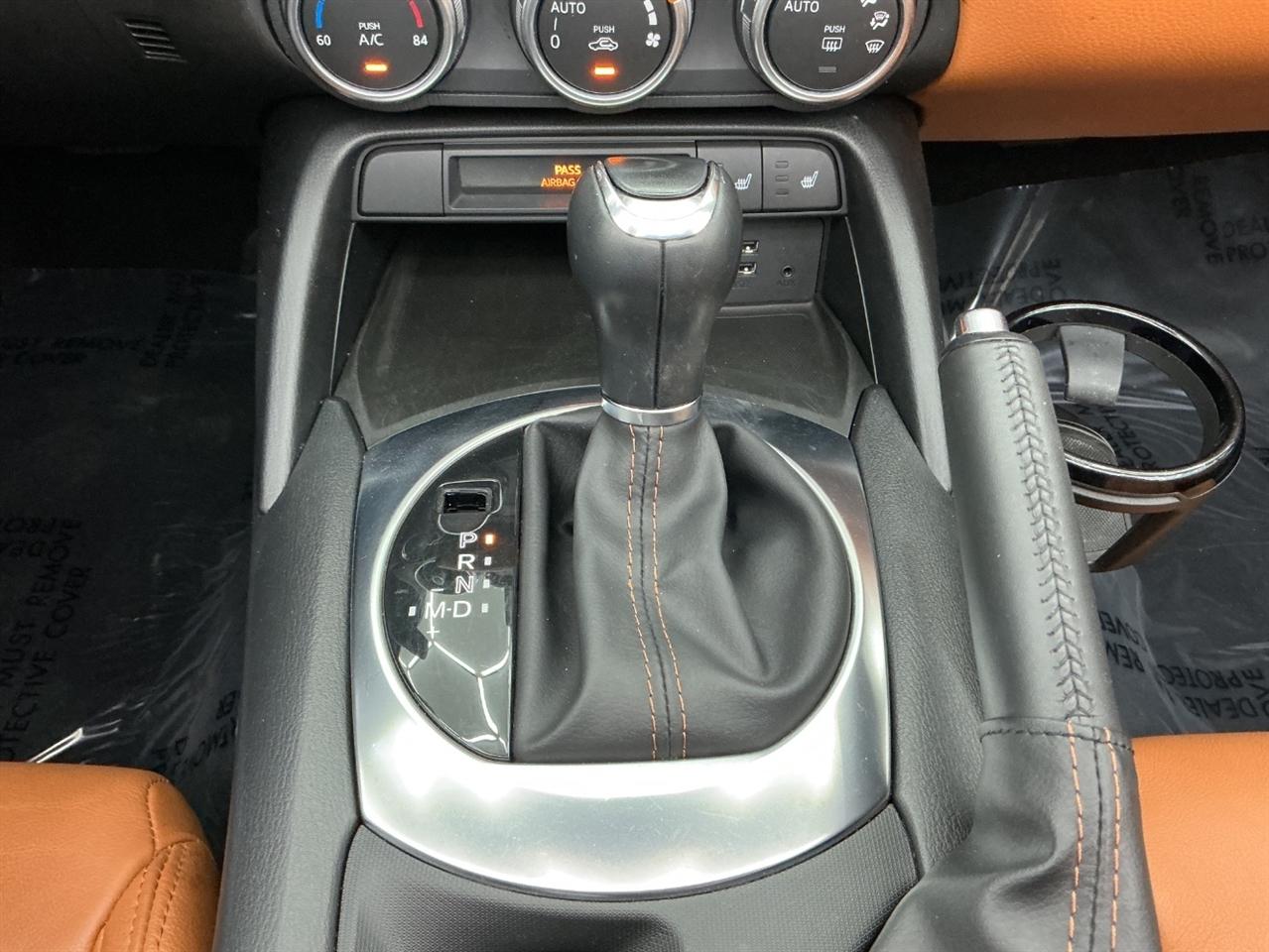 Fiat 124 Spider Lusso Convertible 2017