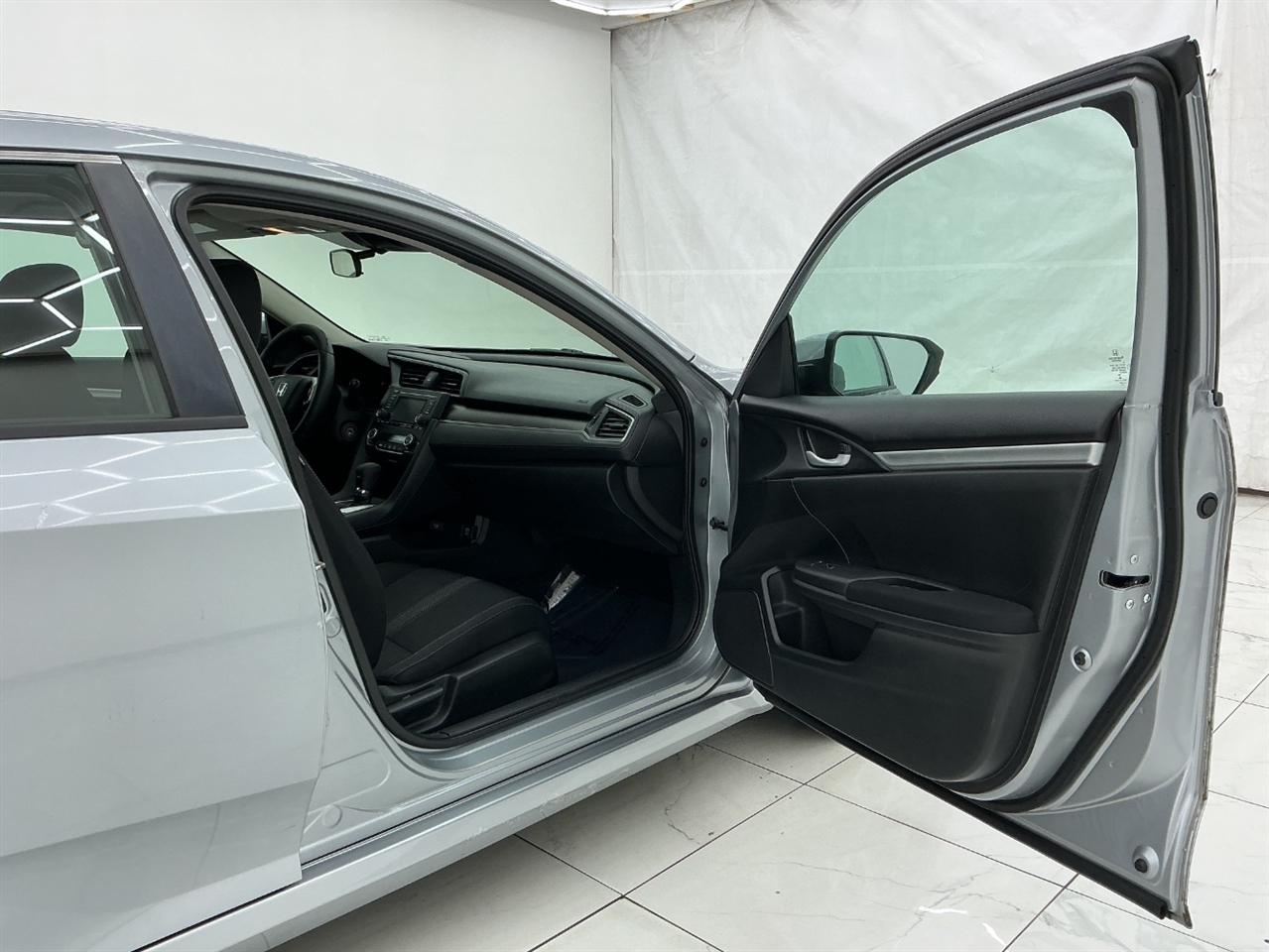 Honda Civic Sedan LX CVT 2020