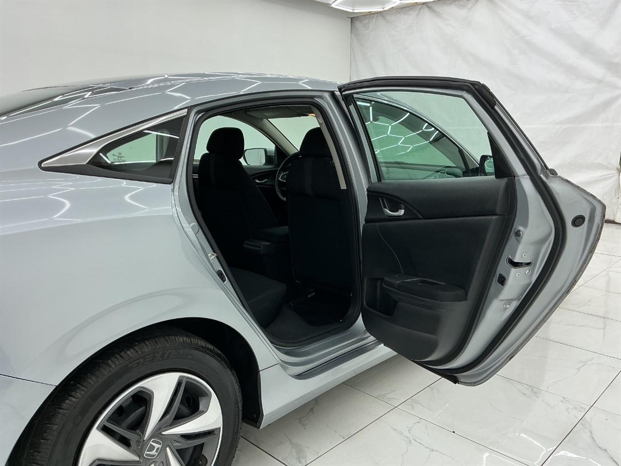 Honda Civic Sedan LX CVT 2020