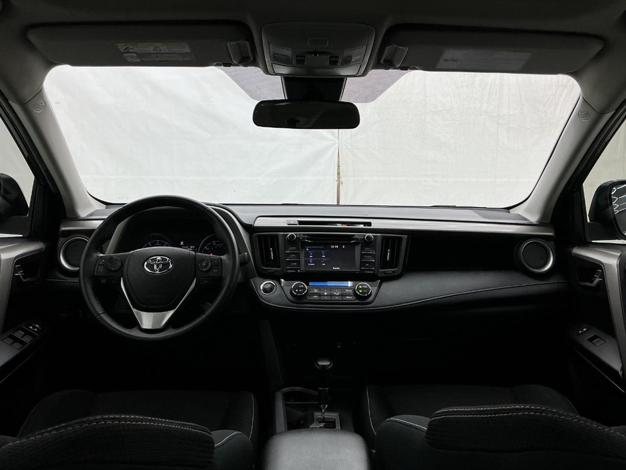 Toyota RAV4 Adventure FWD (Natl) 2018