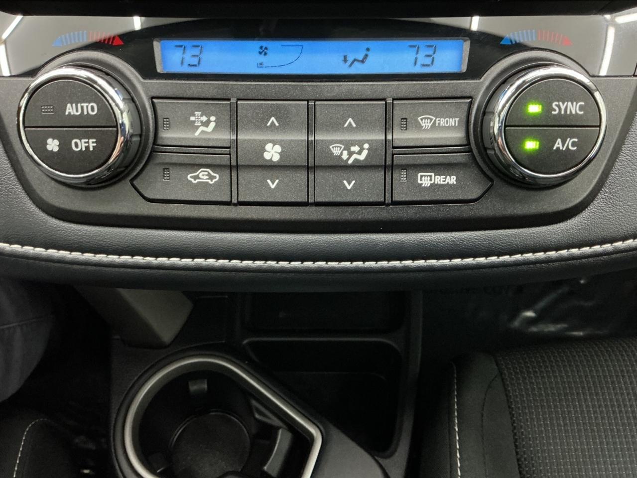 Toyota RAV4 Adventure FWD (Natl) 2018