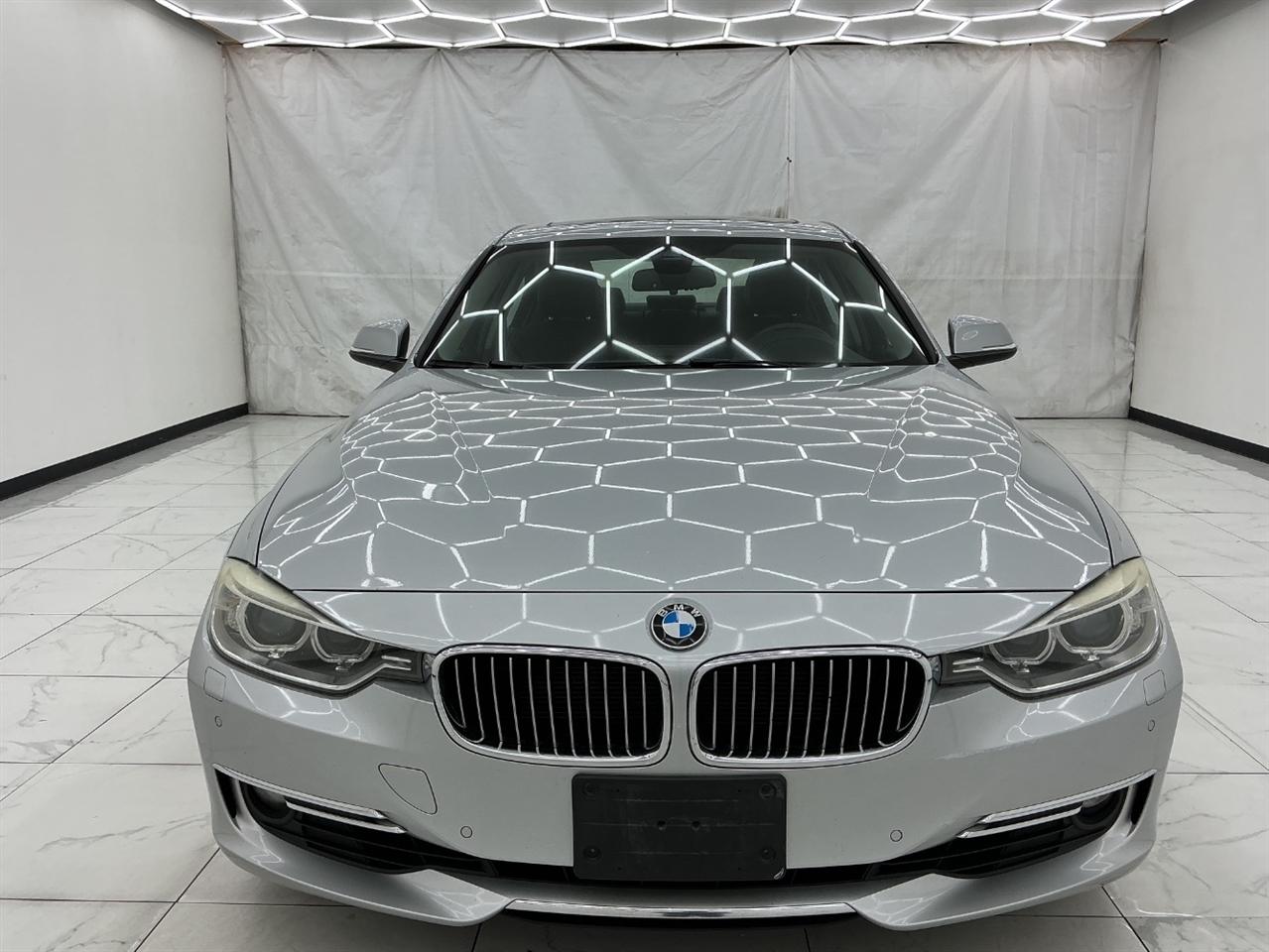 BMW 3 Series 4dr Sdn 328i xDrive AWD SULEV 2015