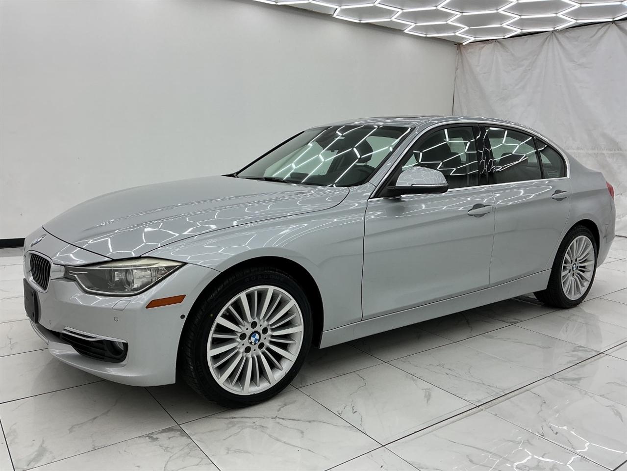 BMW 3 Series 4dr Sdn 328i xDrive AWD SULEV 2015