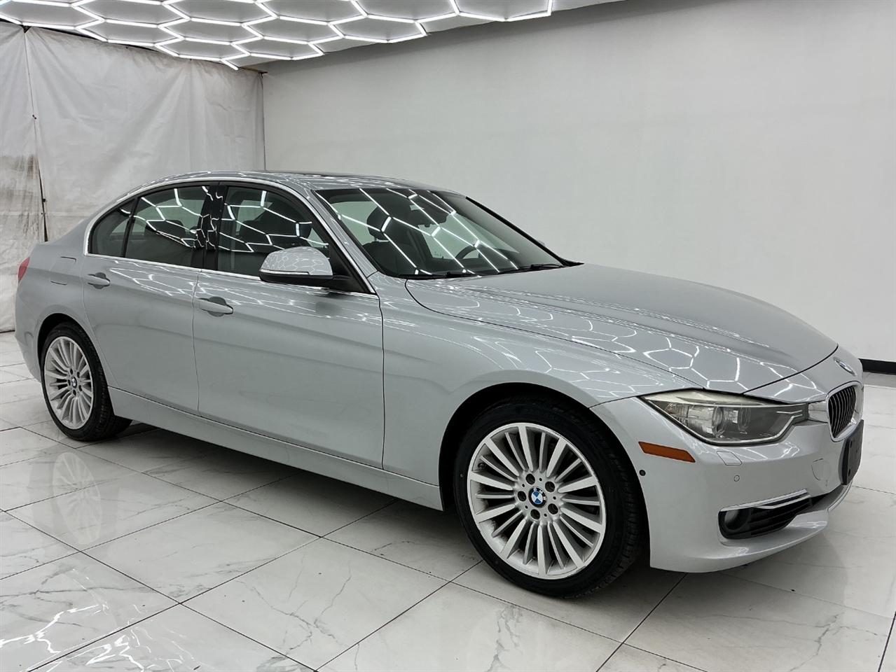 BMW 3 Series 4dr Sdn 328i xDrive AWD SULEV 2015