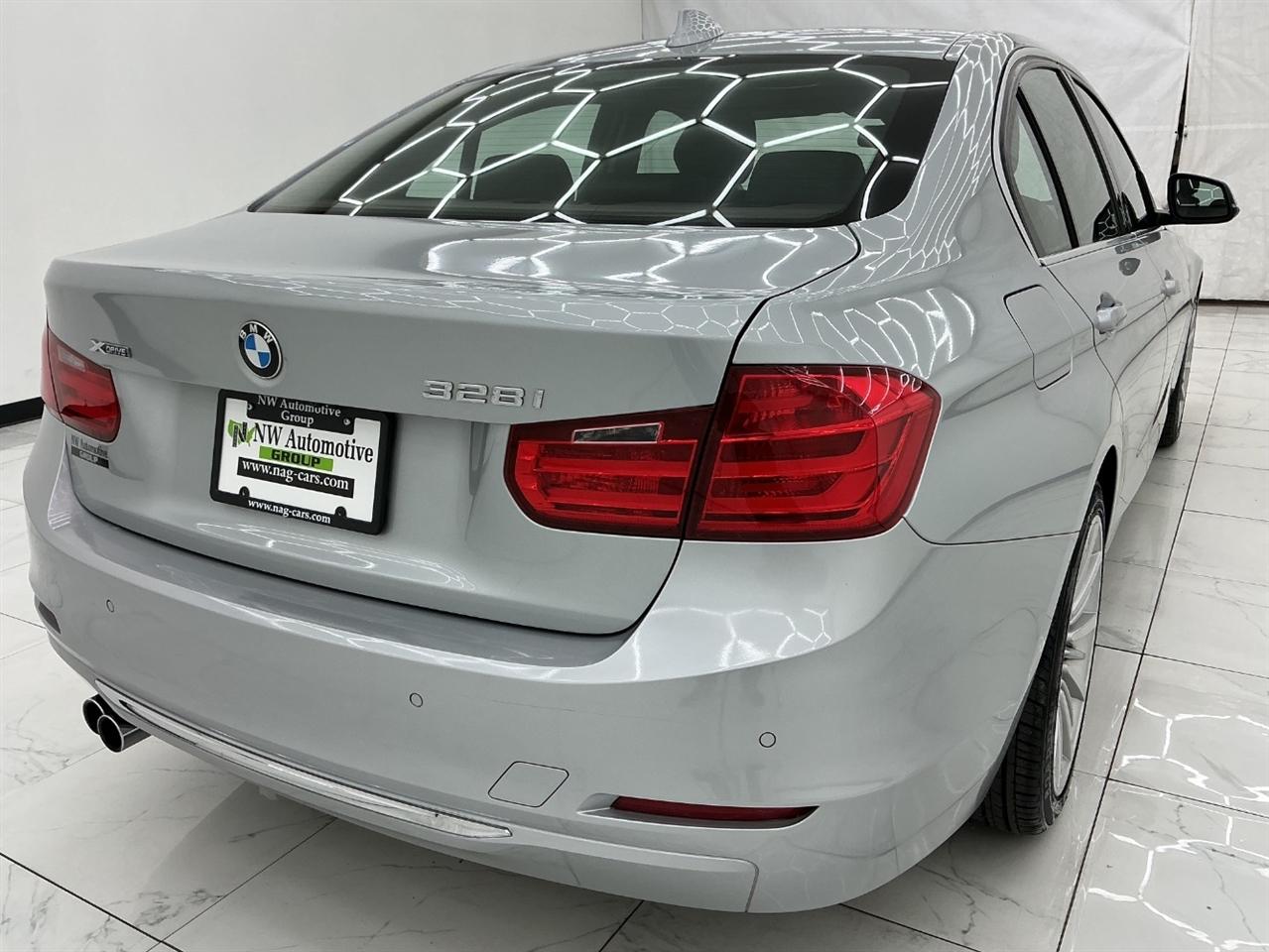BMW 3 Series 4dr Sdn 328i xDrive AWD SULEV 2015