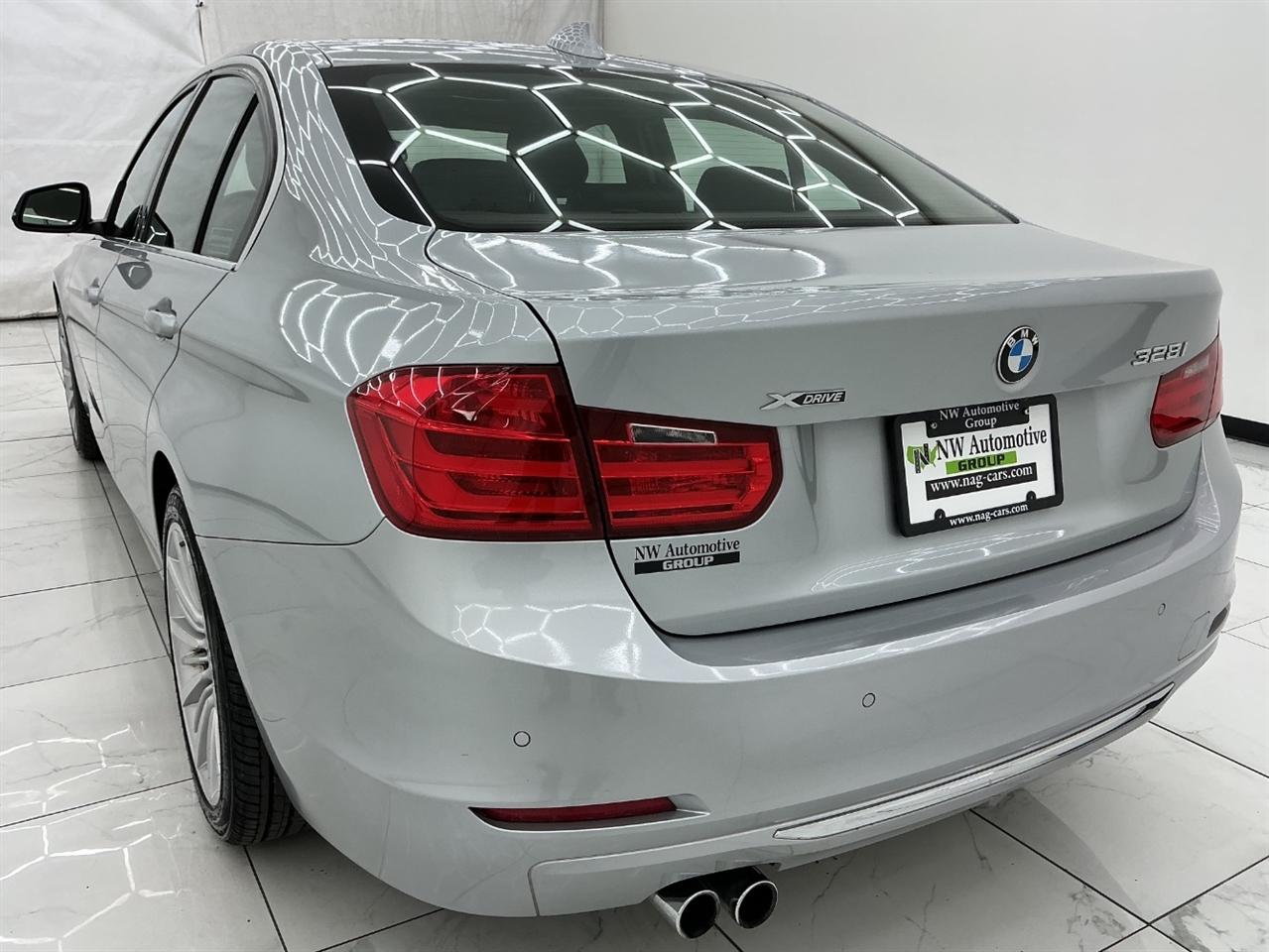 BMW 3 Series 4dr Sdn 328i xDrive AWD SULEV 2015