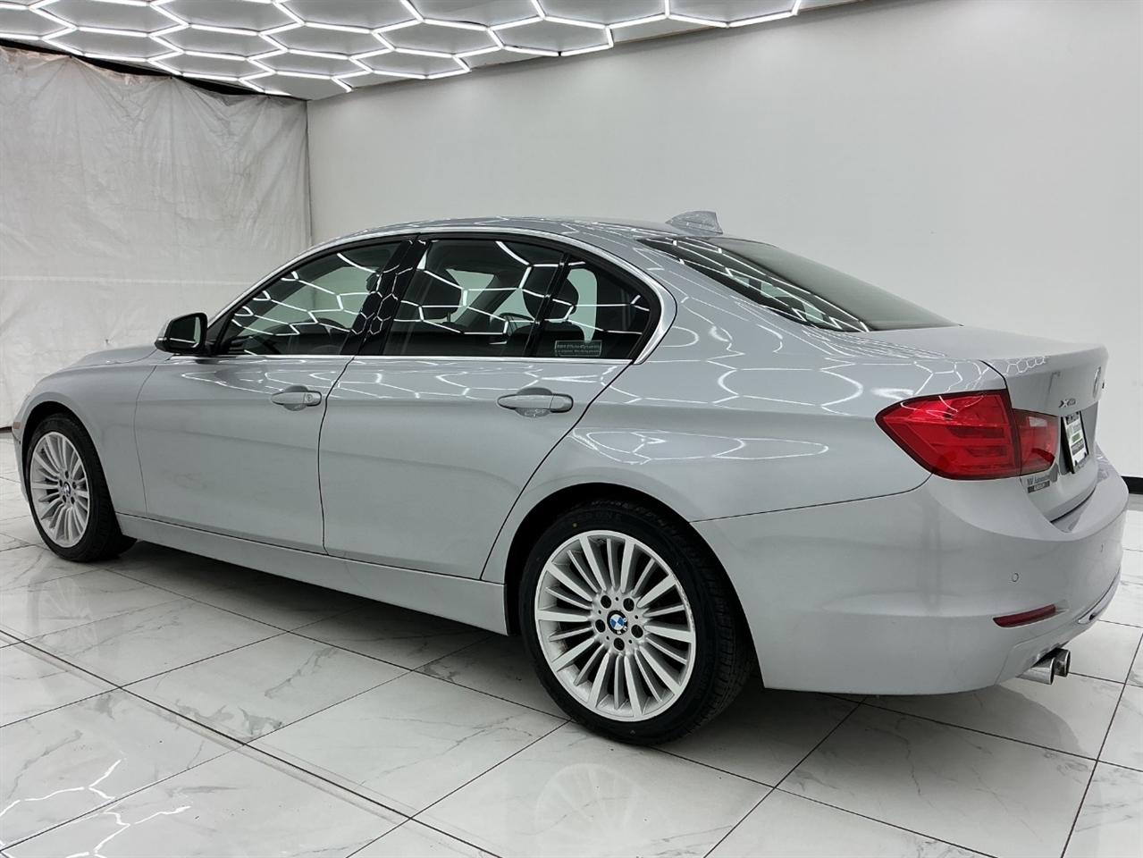 BMW 3 Series 4dr Sdn 328i xDrive AWD SULEV 2015