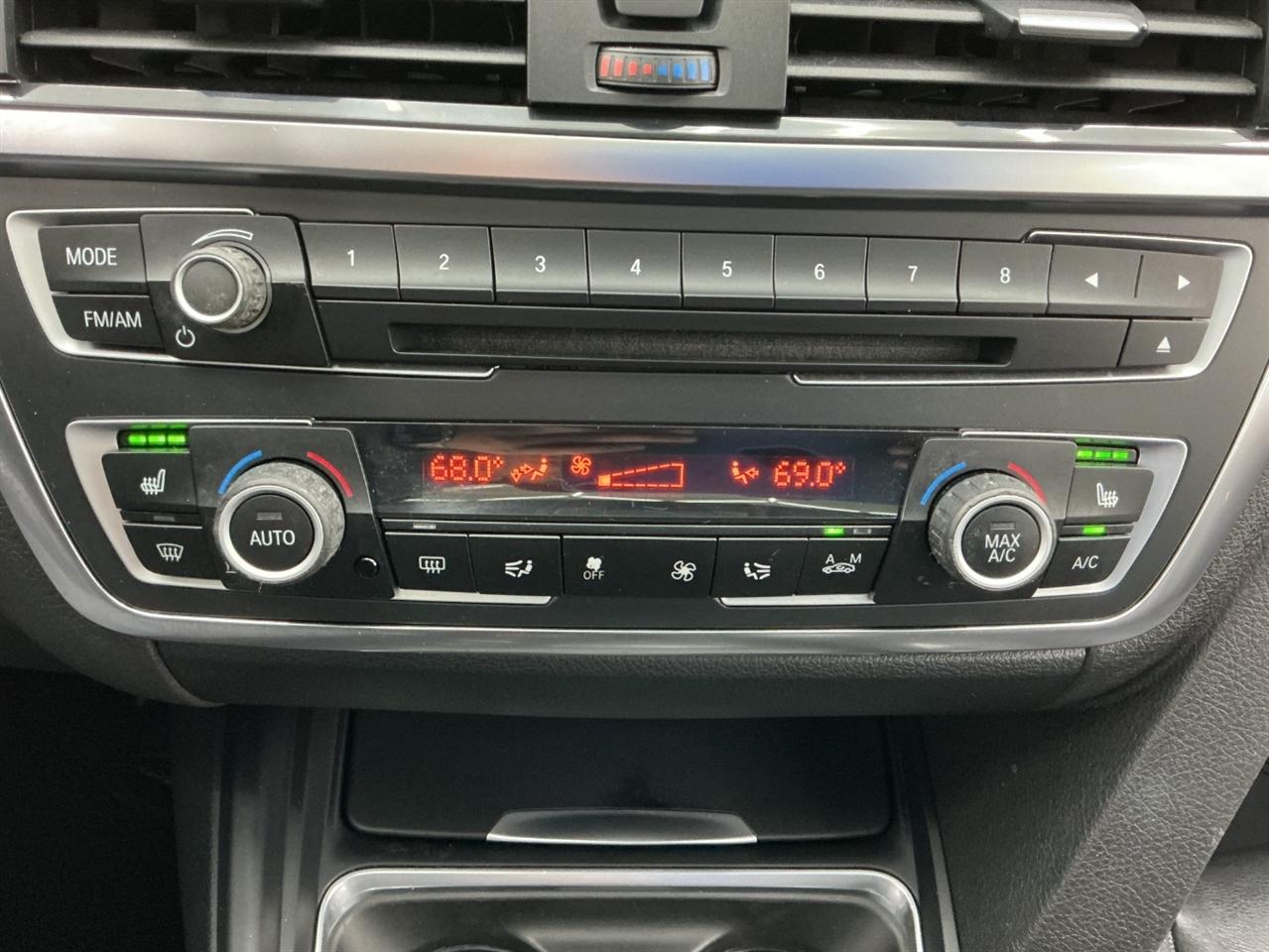 BMW 3 Series 4dr Sdn 328i xDrive AWD SULEV 2015
