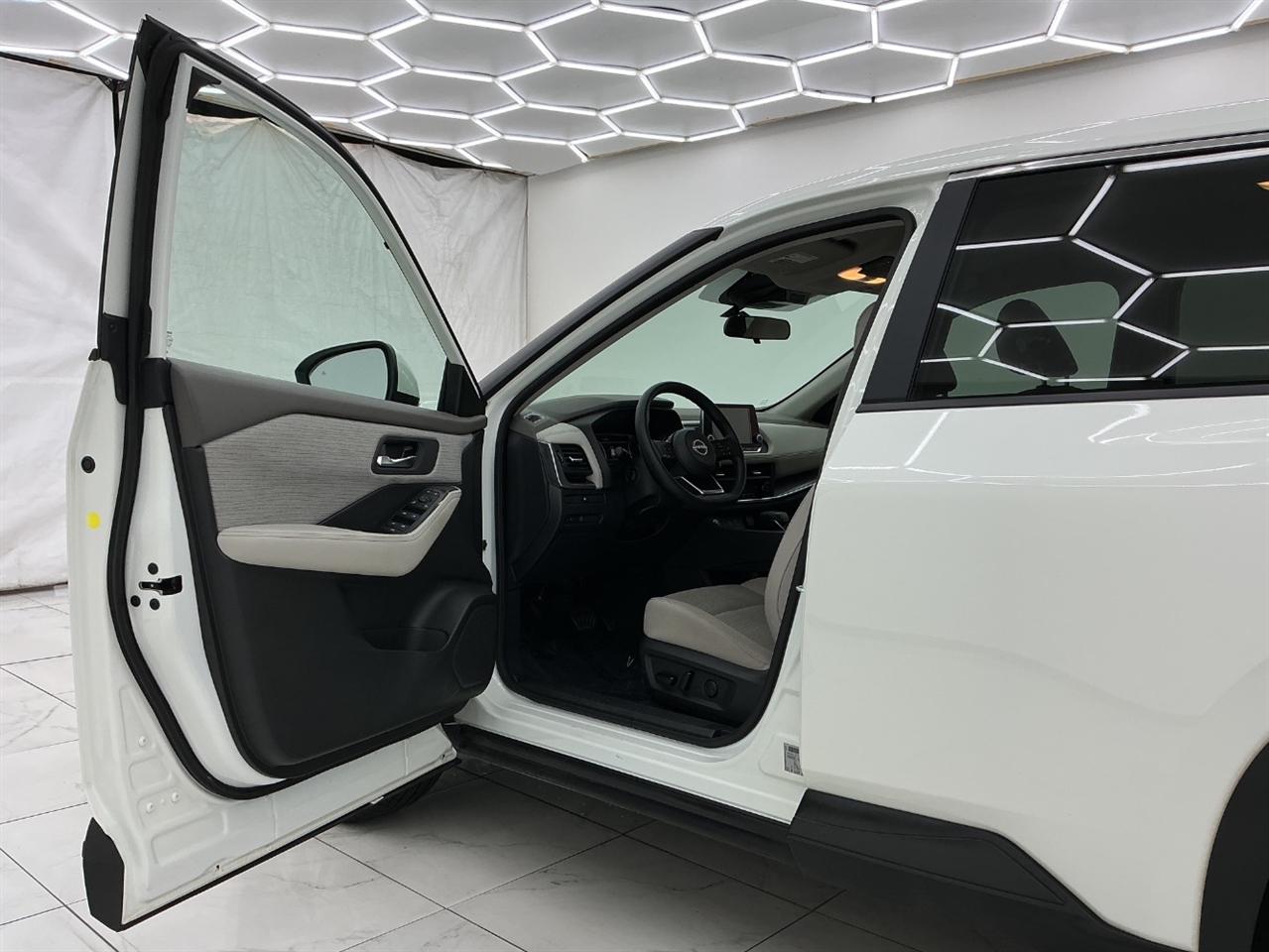 Nissan Rogue AWD SV 2023