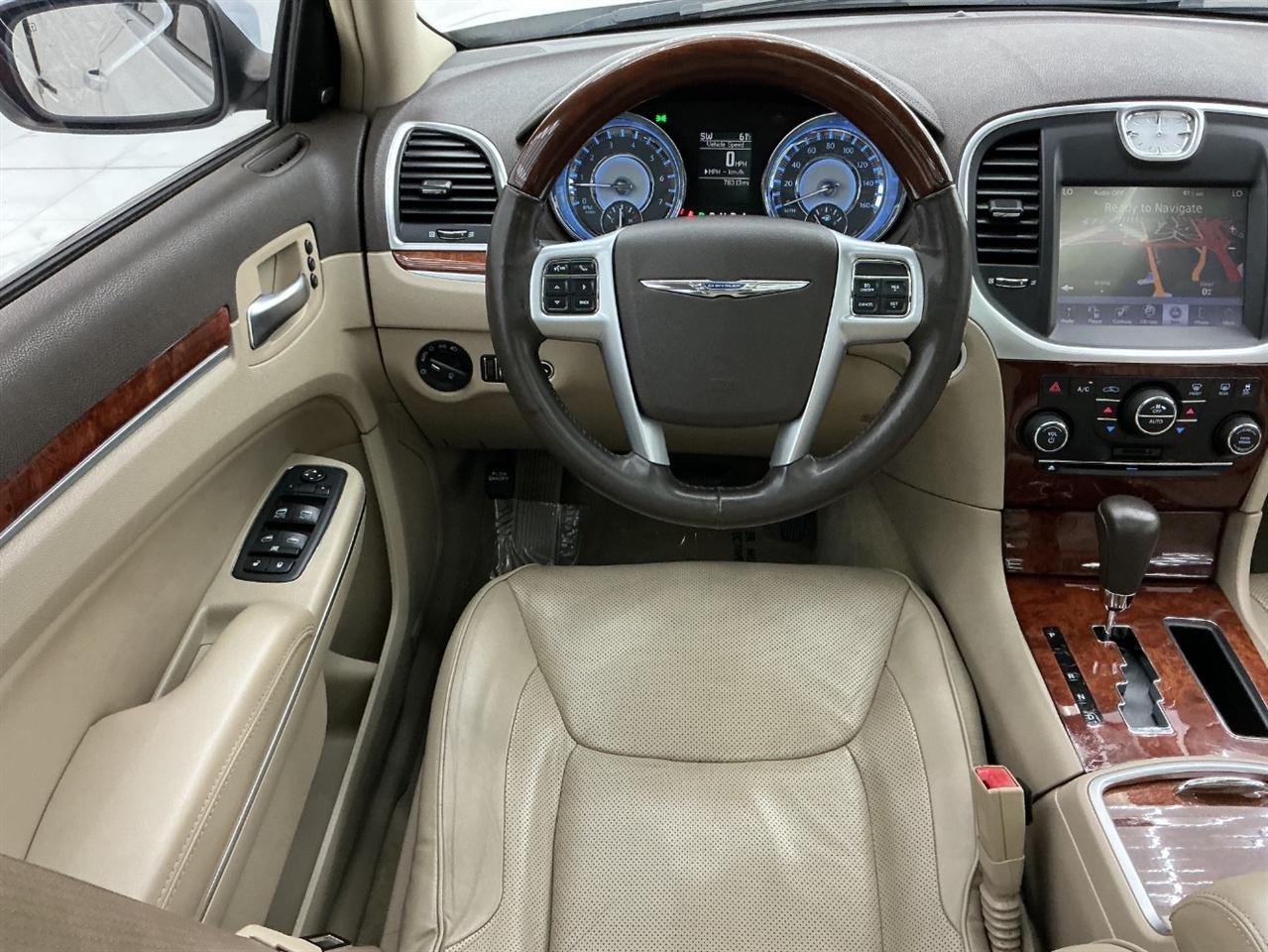 Chrysler 300 4dr Sdn 300C AWD 2011