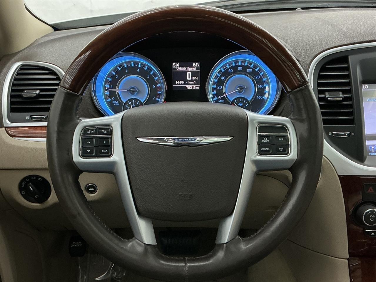 Chrysler 300 4dr Sdn 300C AWD 2011