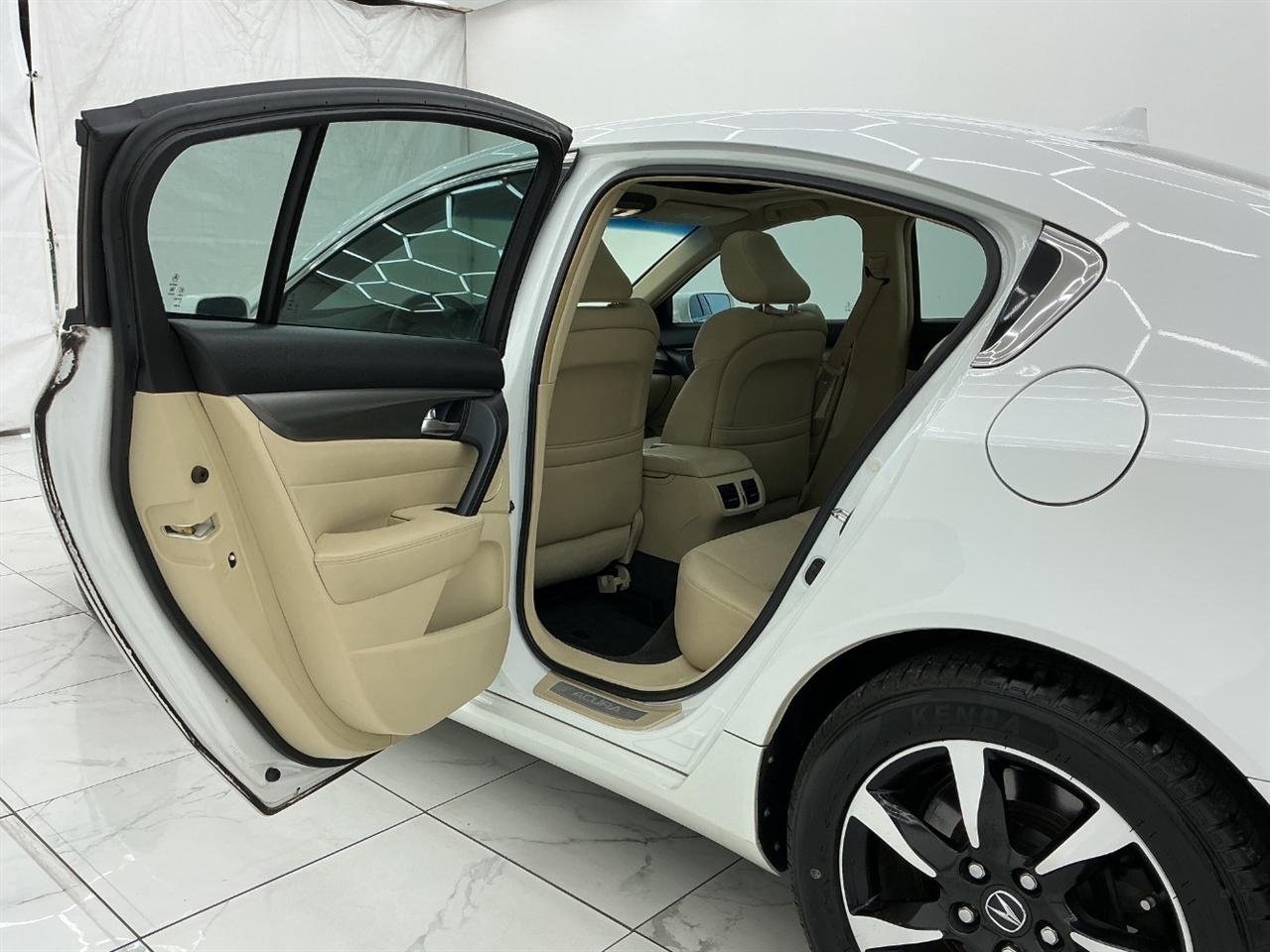 Acura TL 4dr Sdn Auto 2WD Tech 2014