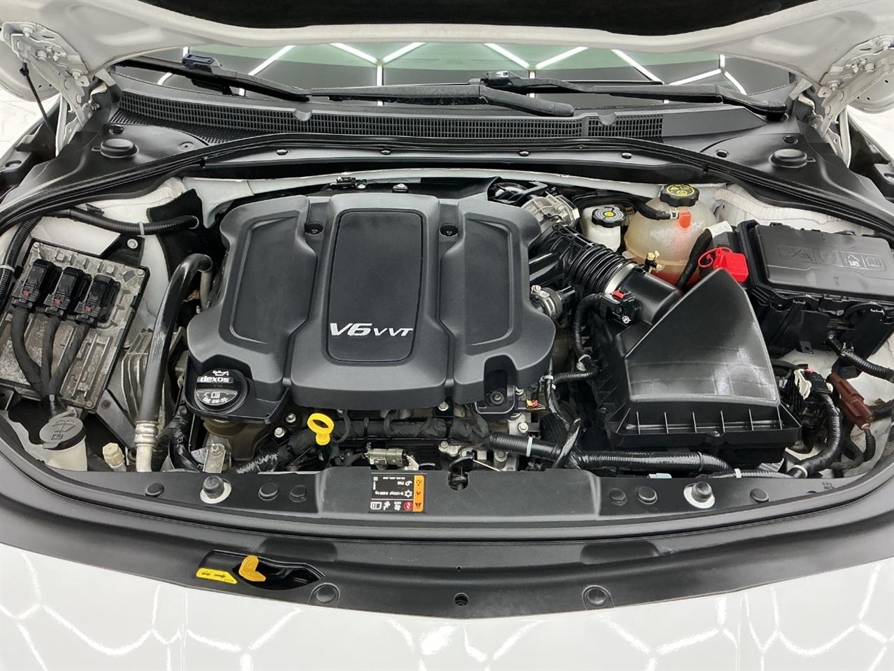 Buick LaCrosse 4dr Sdn Essence FWD 2017