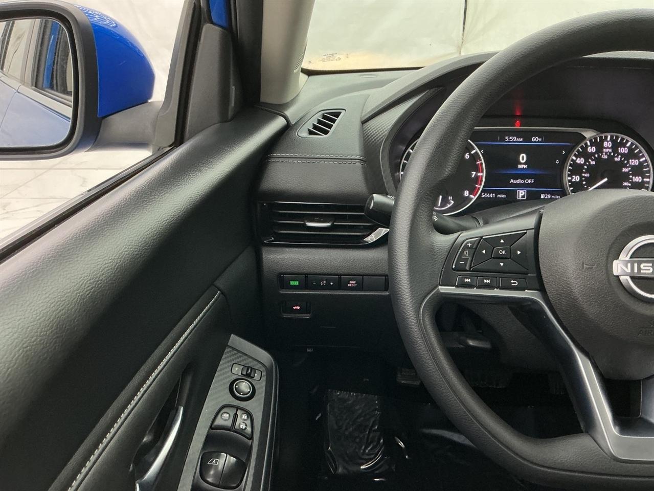 Nissan Sentra SV CVT 2024