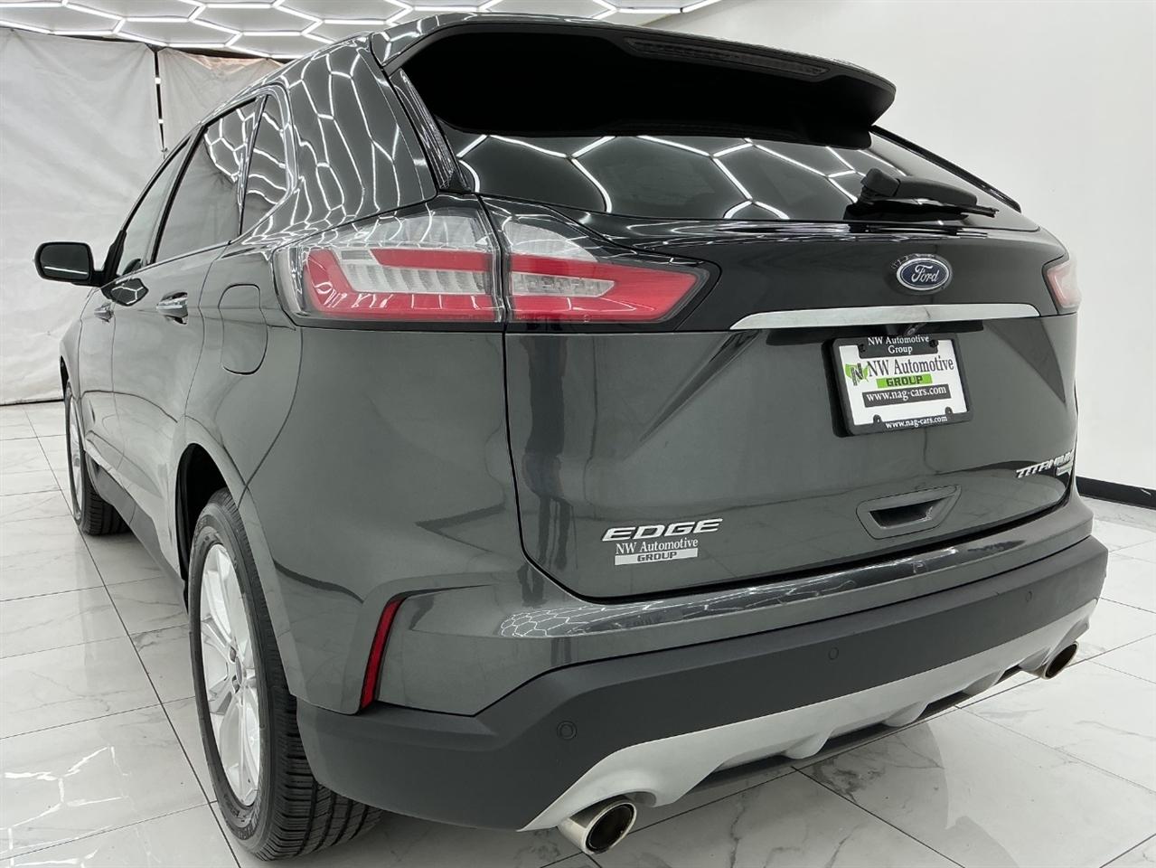 Ford Edge Titanium FWD 2020