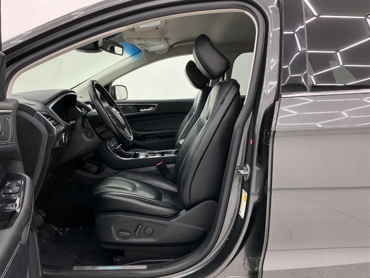 Ford Edge Titanium FWD 2020