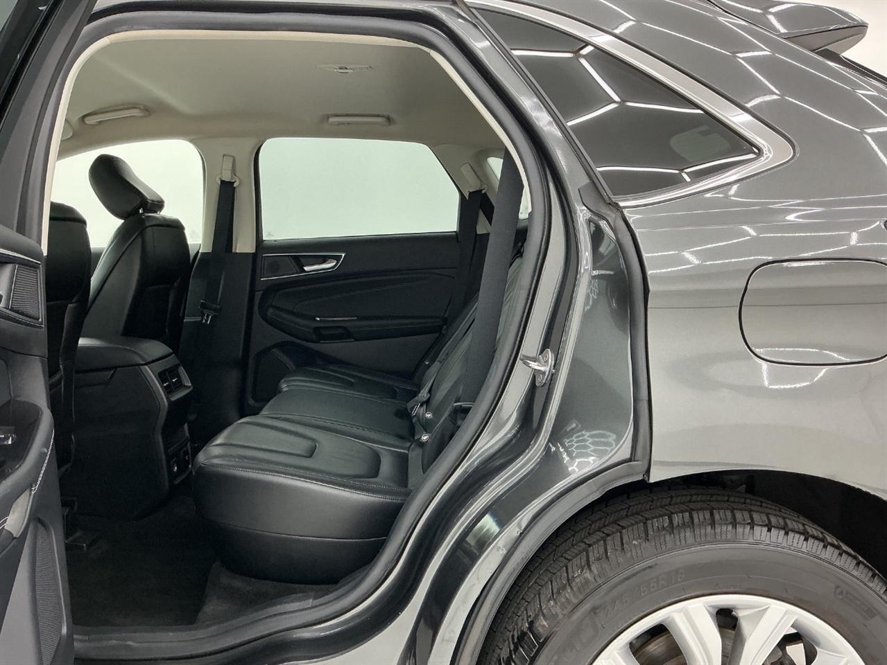 Ford Edge Titanium FWD 2020