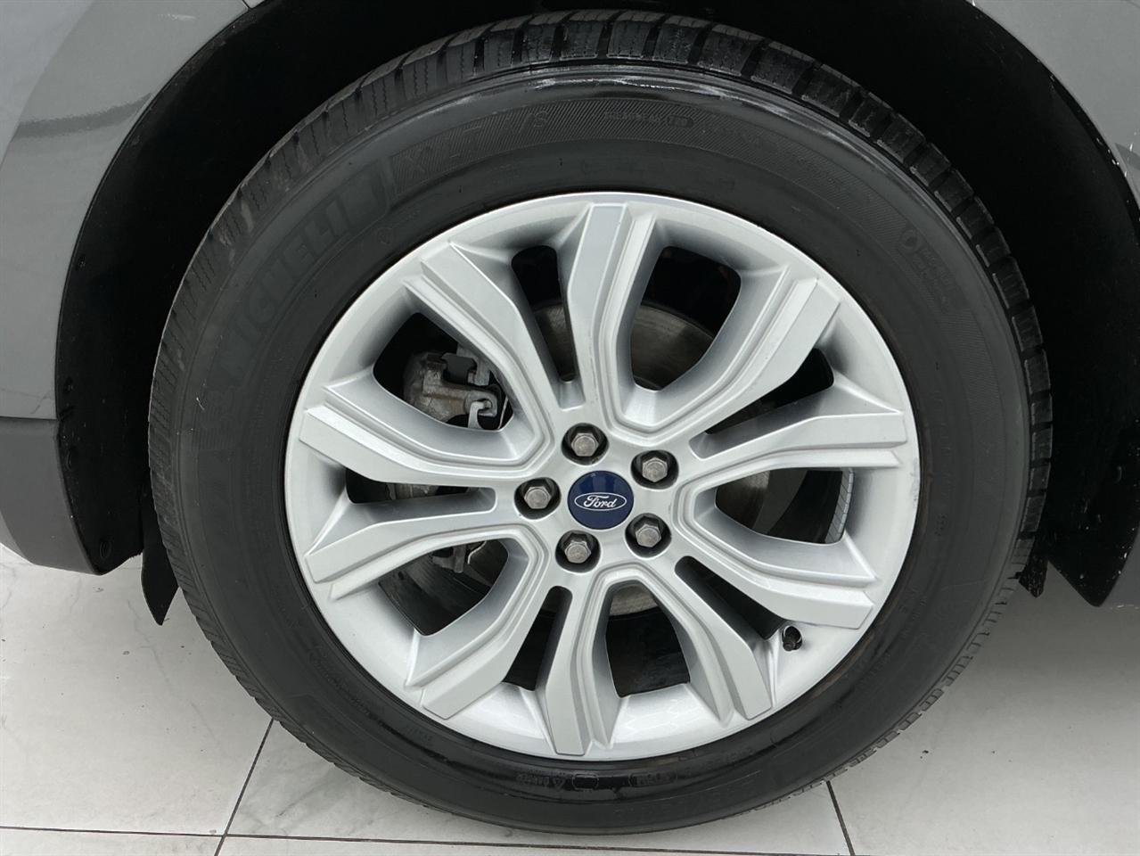 Ford Edge Titanium FWD 2020