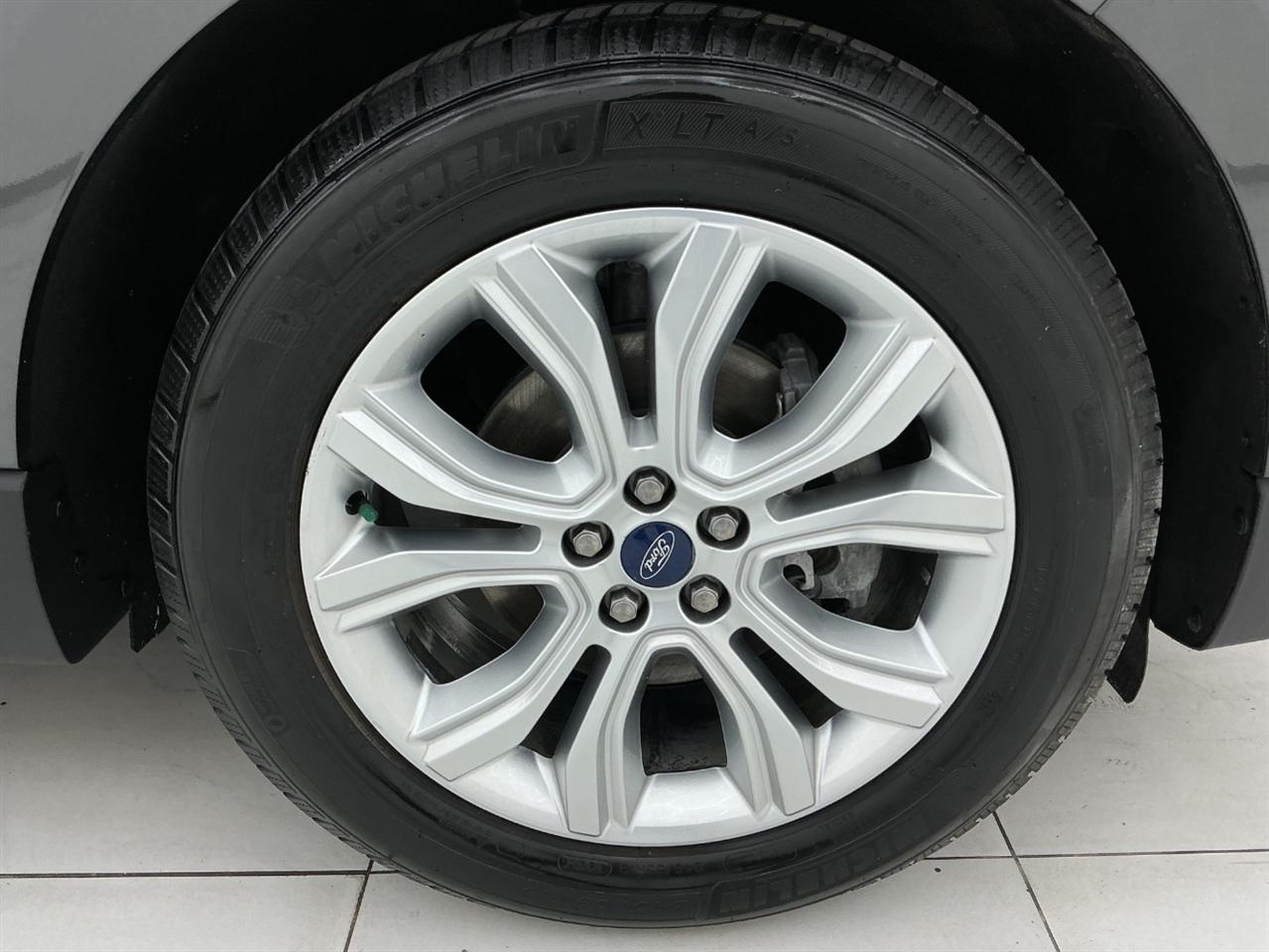 Ford Edge Titanium FWD 2020