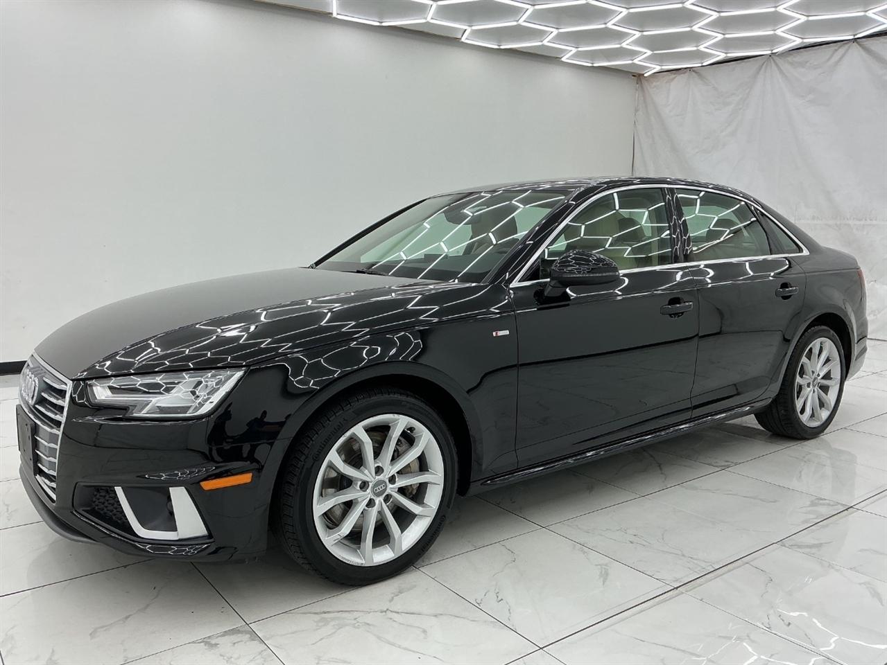 Audi A4 Premium Plus 45 TFSI quattro 2019