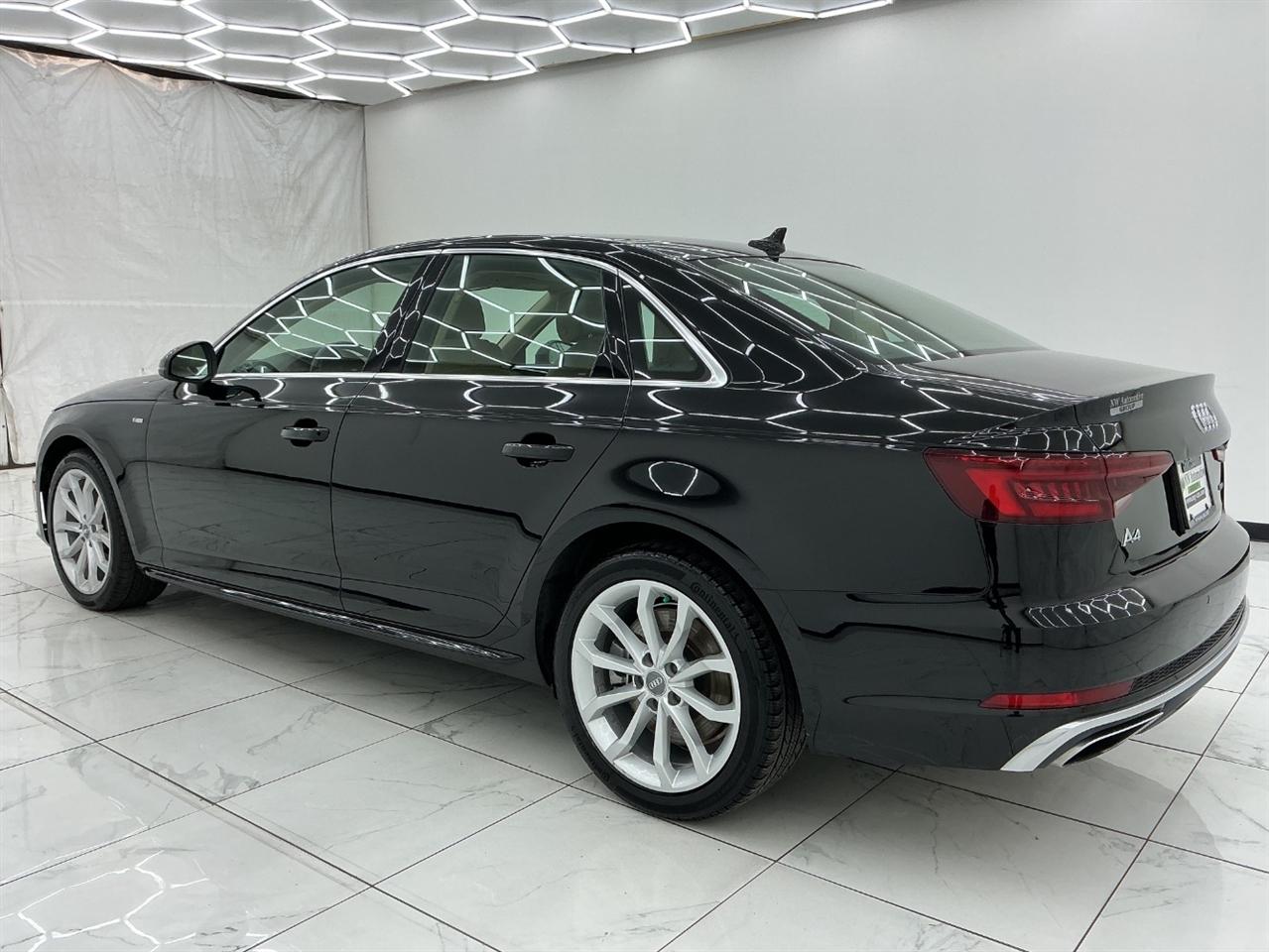 Audi A4 Premium Plus 45 TFSI quattro 2019