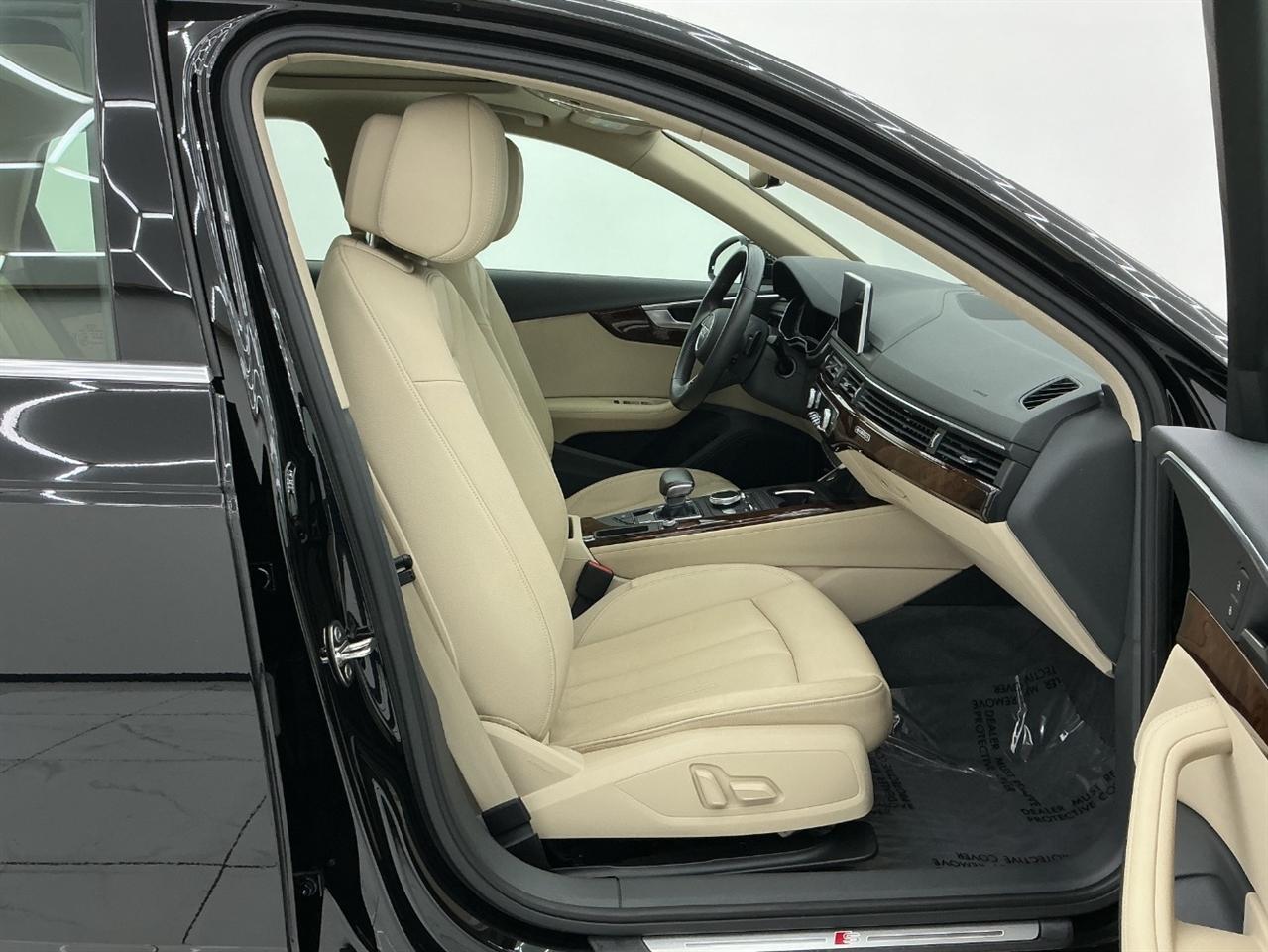 Audi A4 Premium Plus 45 TFSI quattro 2019