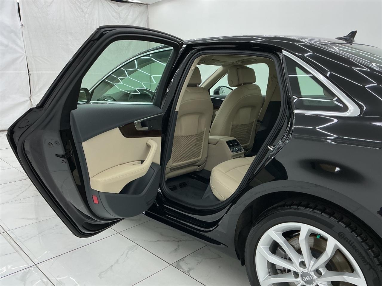 Audi A4 Premium Plus 45 TFSI quattro 2019