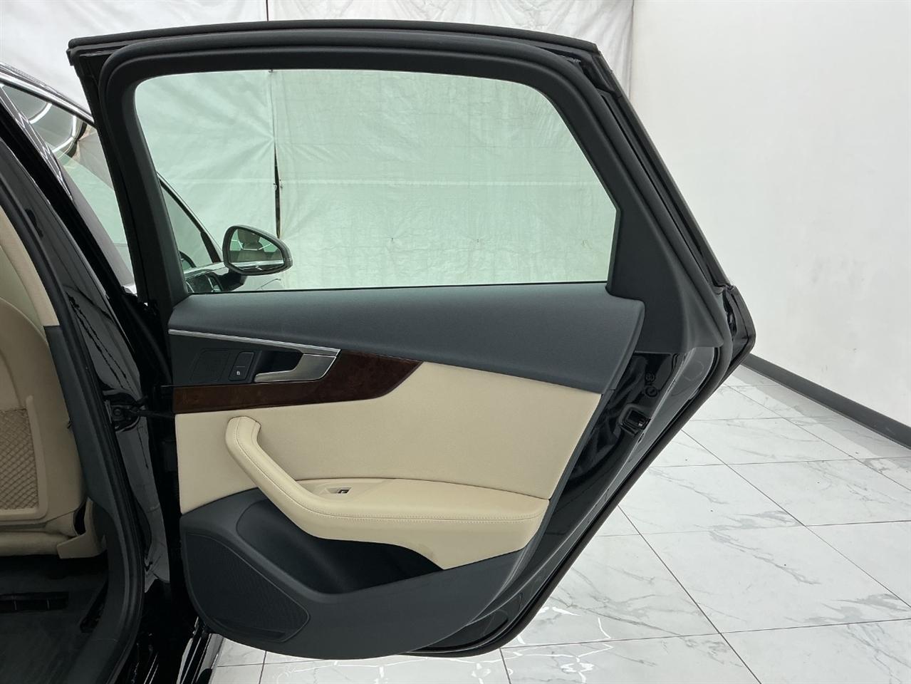 Audi A4 Premium Plus 45 TFSI quattro 2019