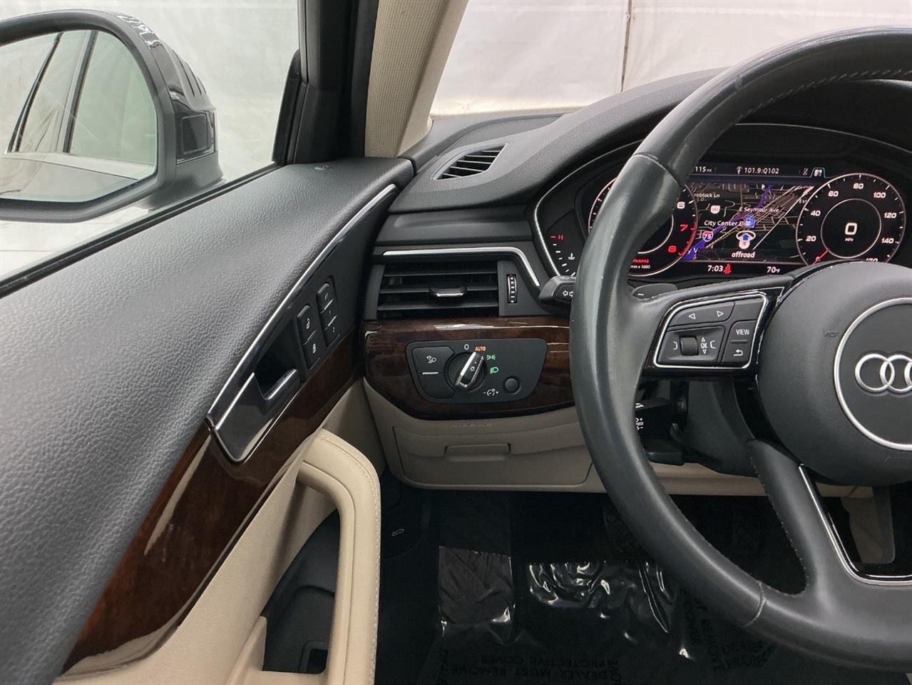 Audi A4 Premium Plus 45 TFSI quattro 2019