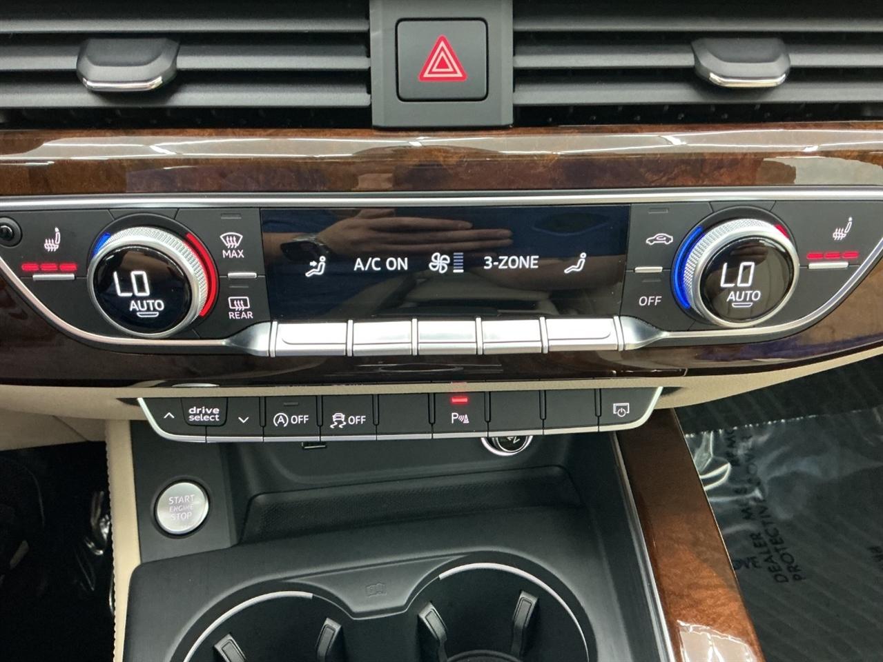Audi A4 Premium Plus 45 TFSI quattro 2019