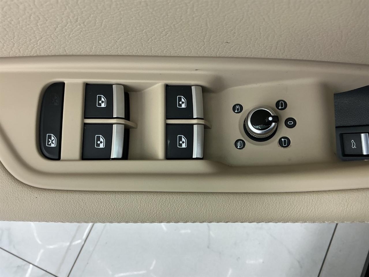 Audi A4 Premium Plus 45 TFSI quattro 2019