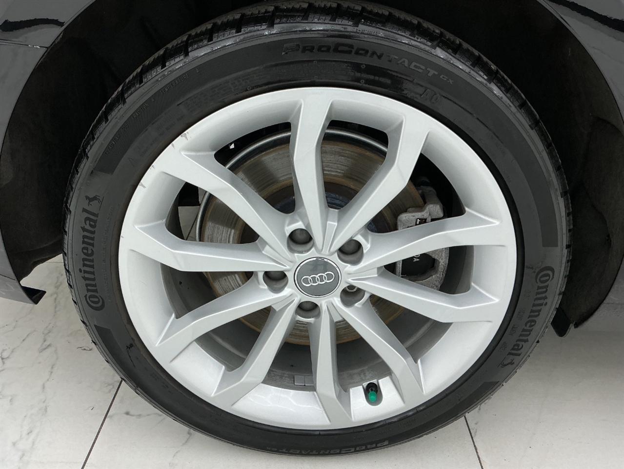 Audi A4 Premium Plus 45 TFSI quattro 2019